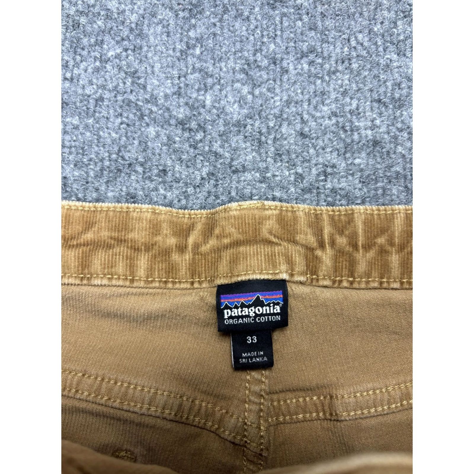 Patagonia VINTAGE Patagonia Pants Mens 33x29 Brown Organic Cotton Corduroy 5 Pocket Tapered Size US 33 - 2 Thumbnail