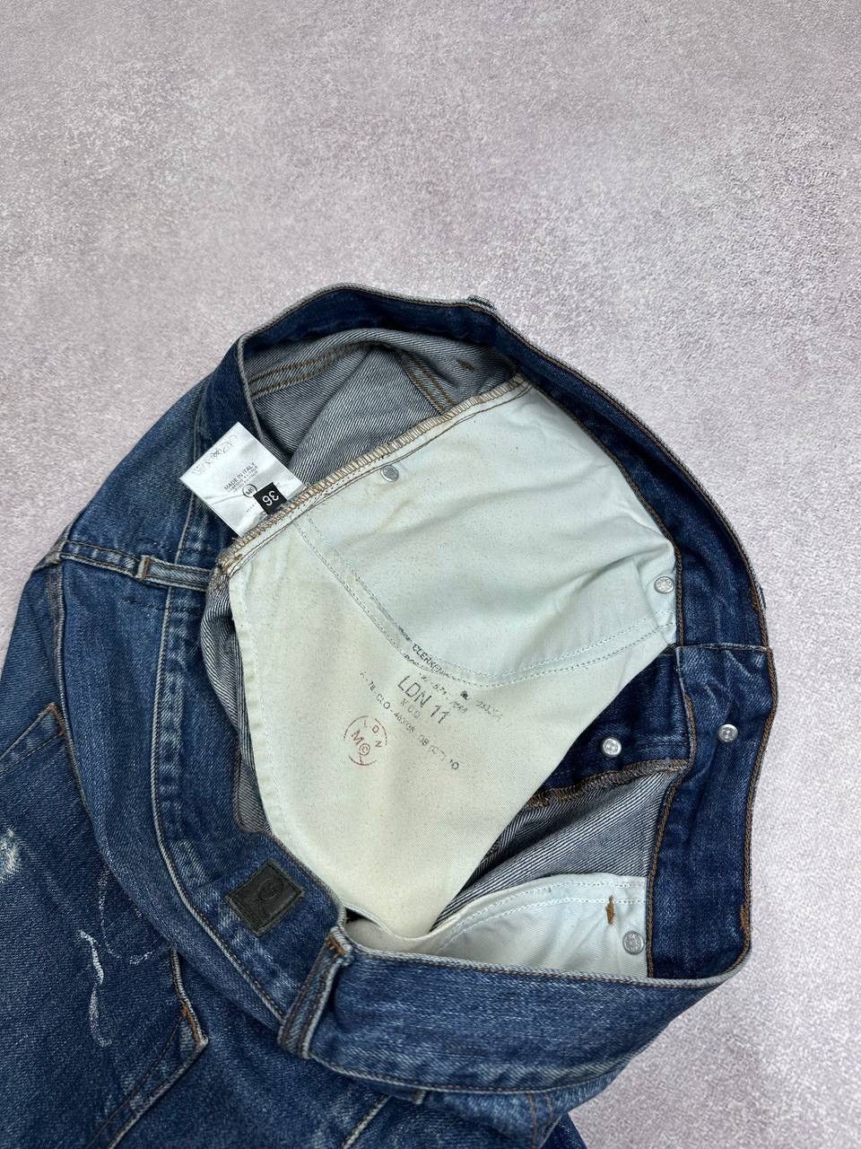 Alexander McQueen Vintage Alexander McQueen Distressed Flared Jeans 36 Size US 36 / EU 52 - 9 Thumbnail