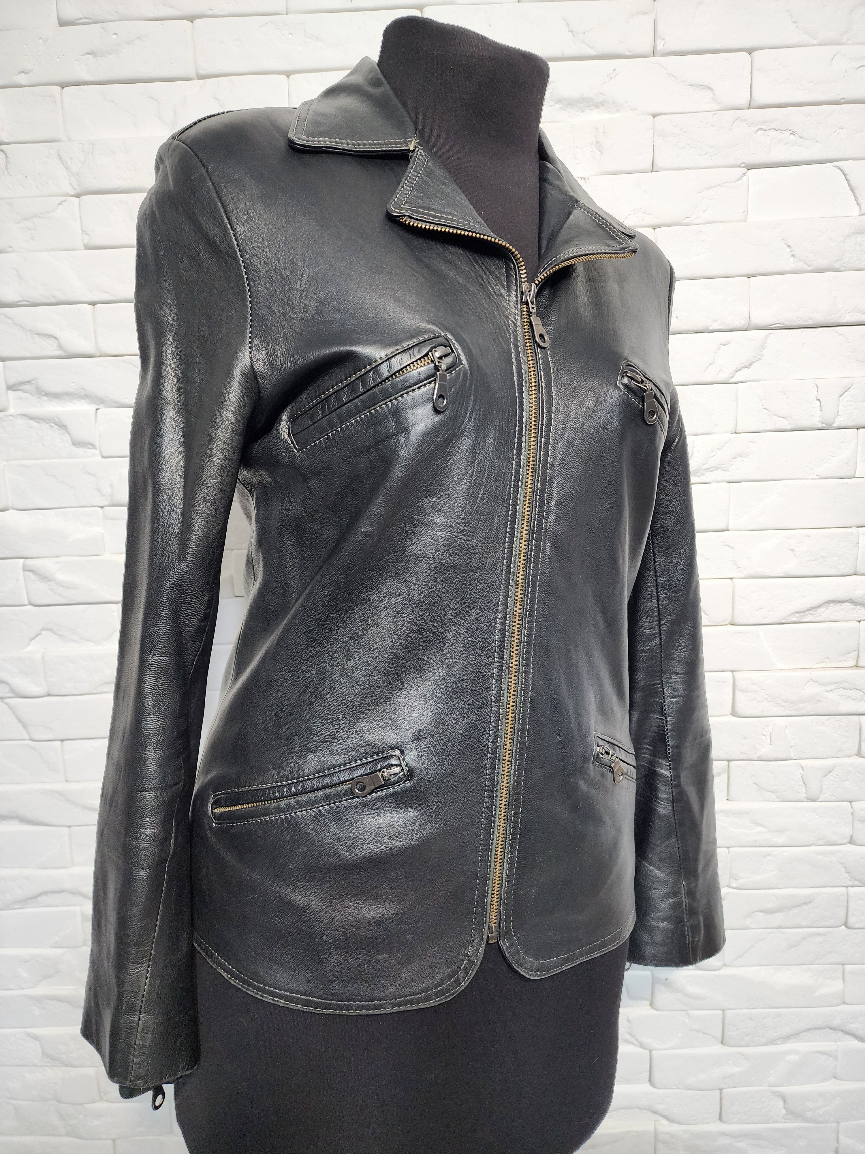 Other Black Leather Jacket: Women's Metal Zipper Coat Size M / US 6-8 / IT 42-44 - 3 Thumbnail