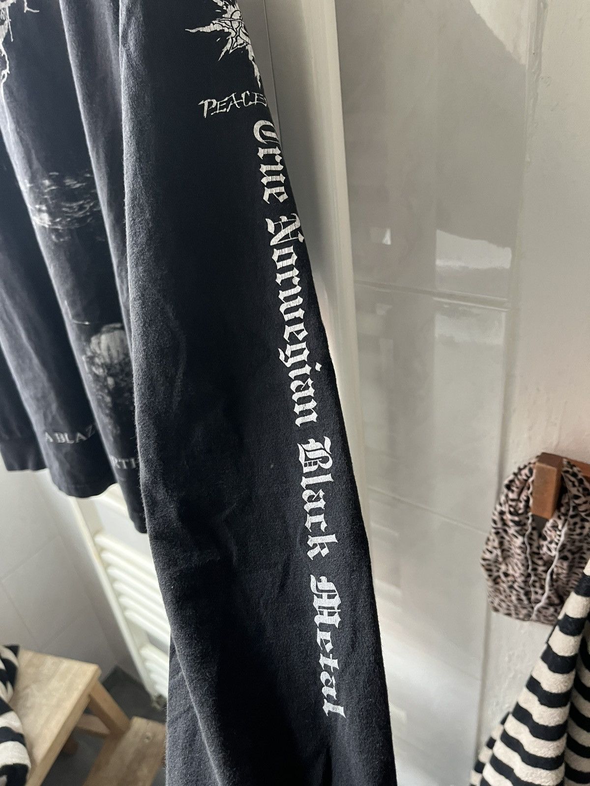 Band Tees 1999 darkthrone "a blaze in the northern sky" longsleeve Size US XL / EU 56 / 4 - 5 Thumbnail