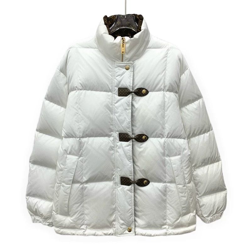 Louis Vuitton Louis Vuitton Long Sleeve Down Jacket with 22 White Lining Size XS / US 0-2 / IT 36-38 - 1 Thumbnail