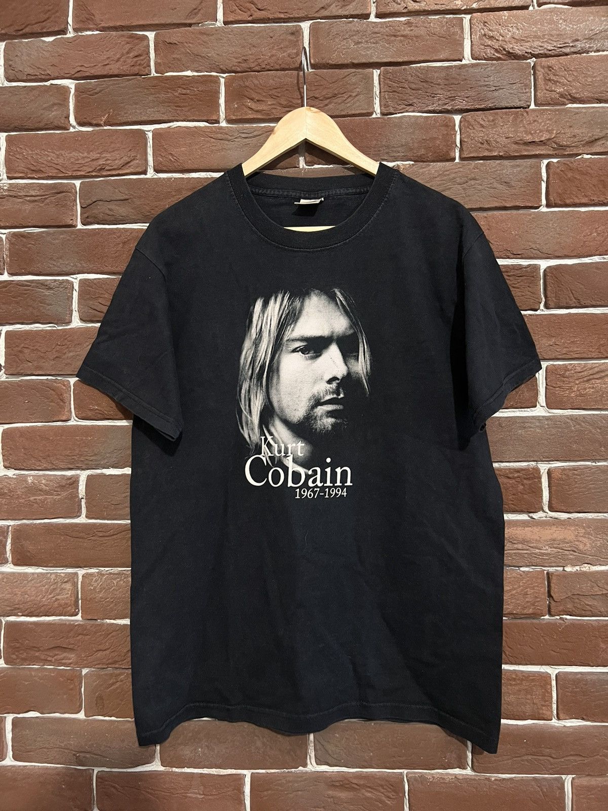 Band Tees 00s Nirvana Kurt Cobain Cobain Grunge Band Vintage T Shirt Size US L / EU 52-54 / 3 - 1 Thumbnail