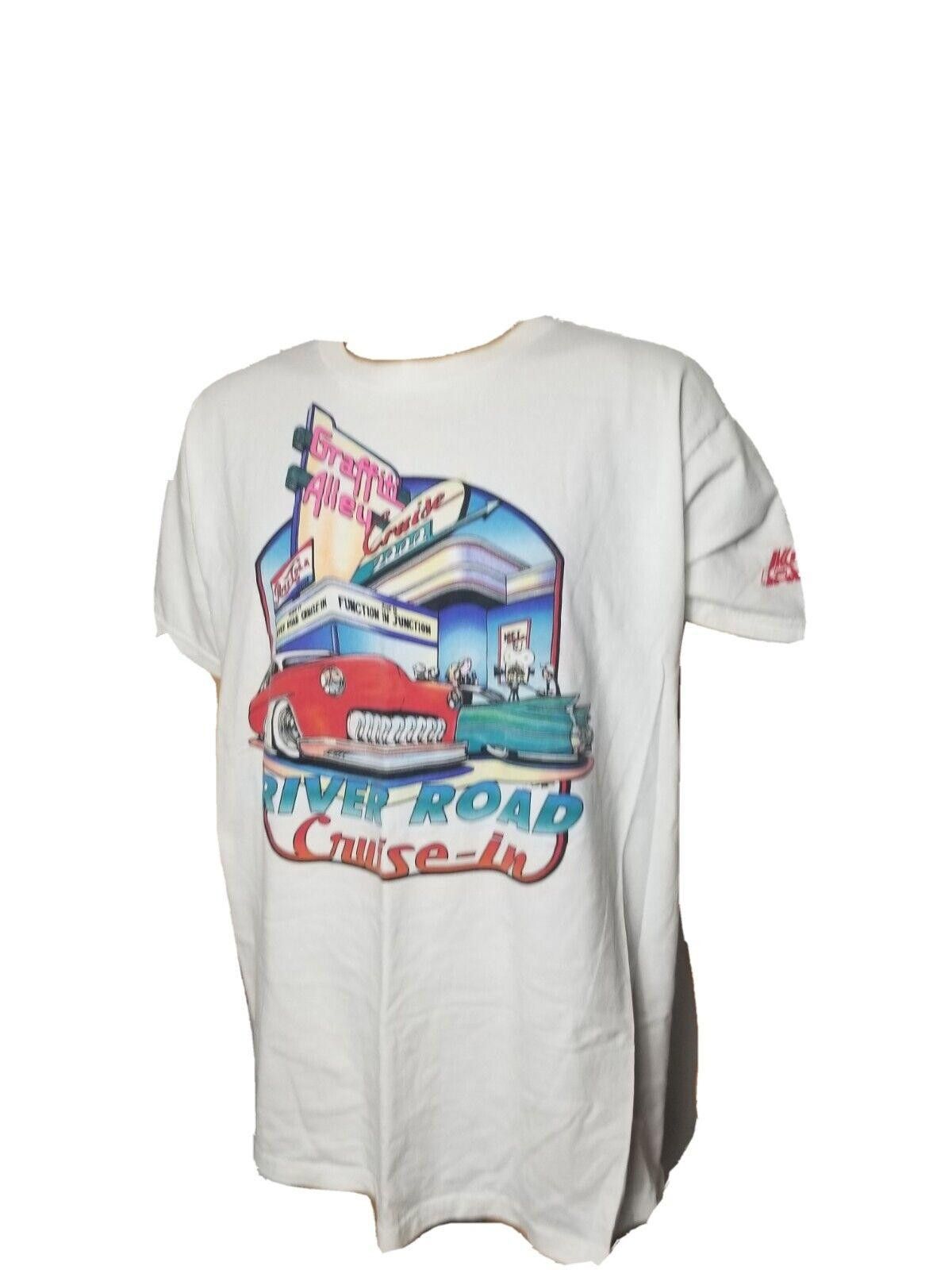 Fruit Of The Loom Vintage Graffiti Alley Classic Car Cruise In Pepsi y2k Size US L / EU 52-54 / 3 - 1 Thumbnail