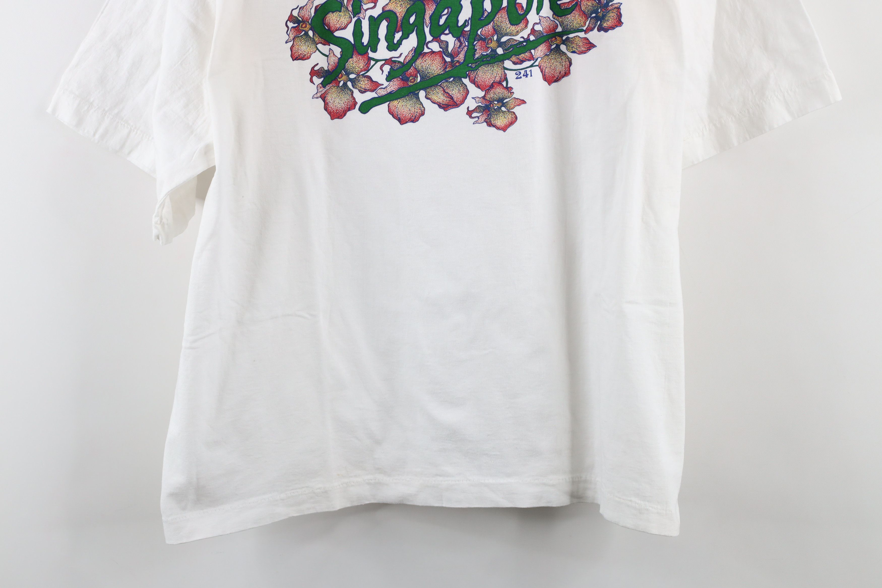 Vintage Vintage 90s Streetwear Singapore Flower T-Shirt White Cotton Size US XL / EU 56 / 4 - 3 Thumbnail