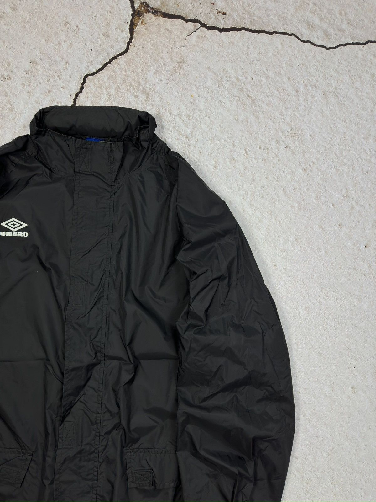 Other Vintage Umbro Y2K avantgarde streetwear nylon jacket Size US XL / EU 56 / 4 - 5 Thumbnail