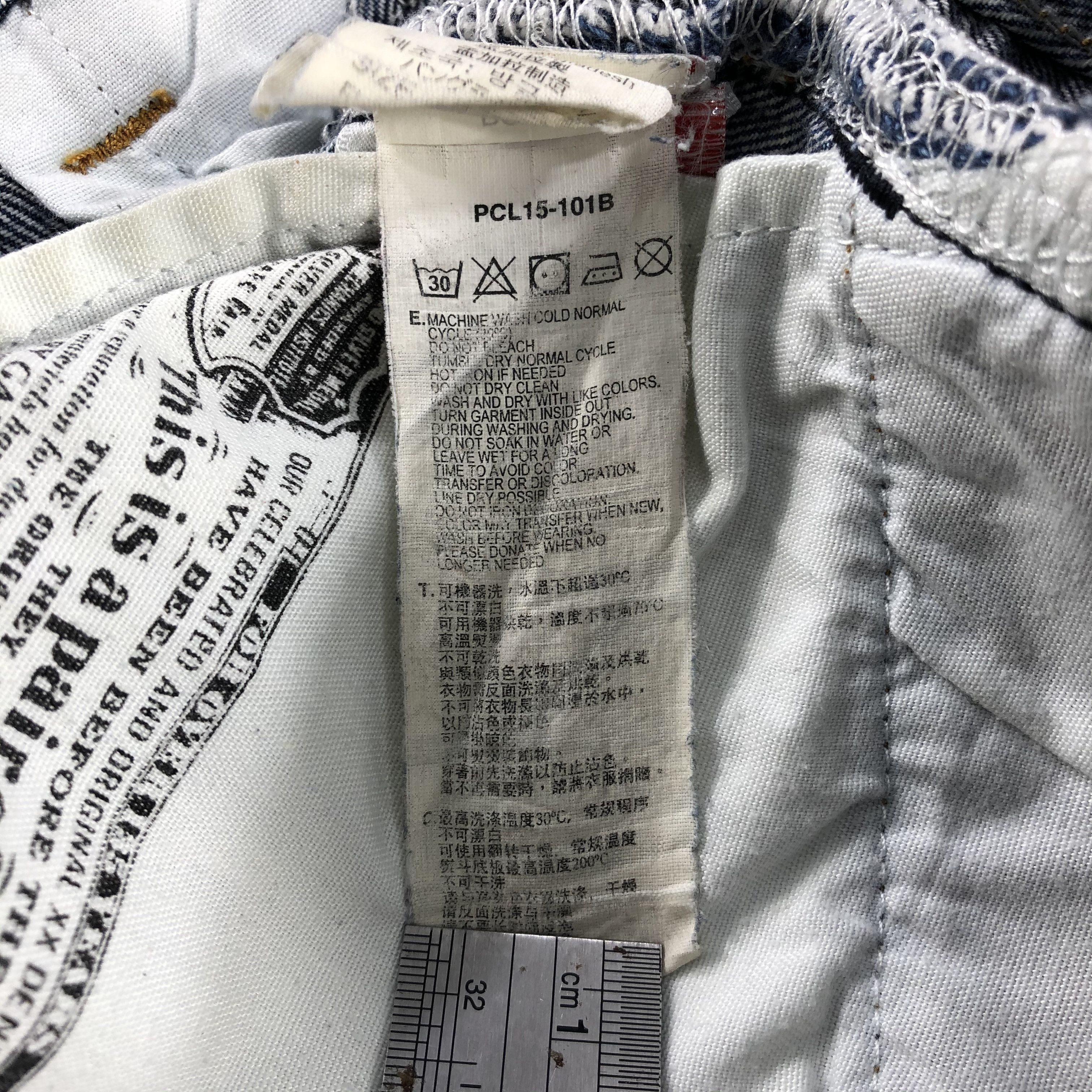 Levi's Vintage Blue Wash Levis 501 Jeans-J1904 Size US 31 - 11 Thumbnail