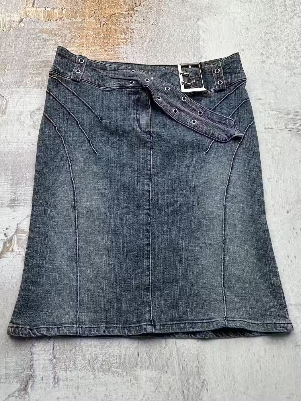 image of Avant Garde x Vintage Midi Belt Skirt in Blue, Women's (Size 27)