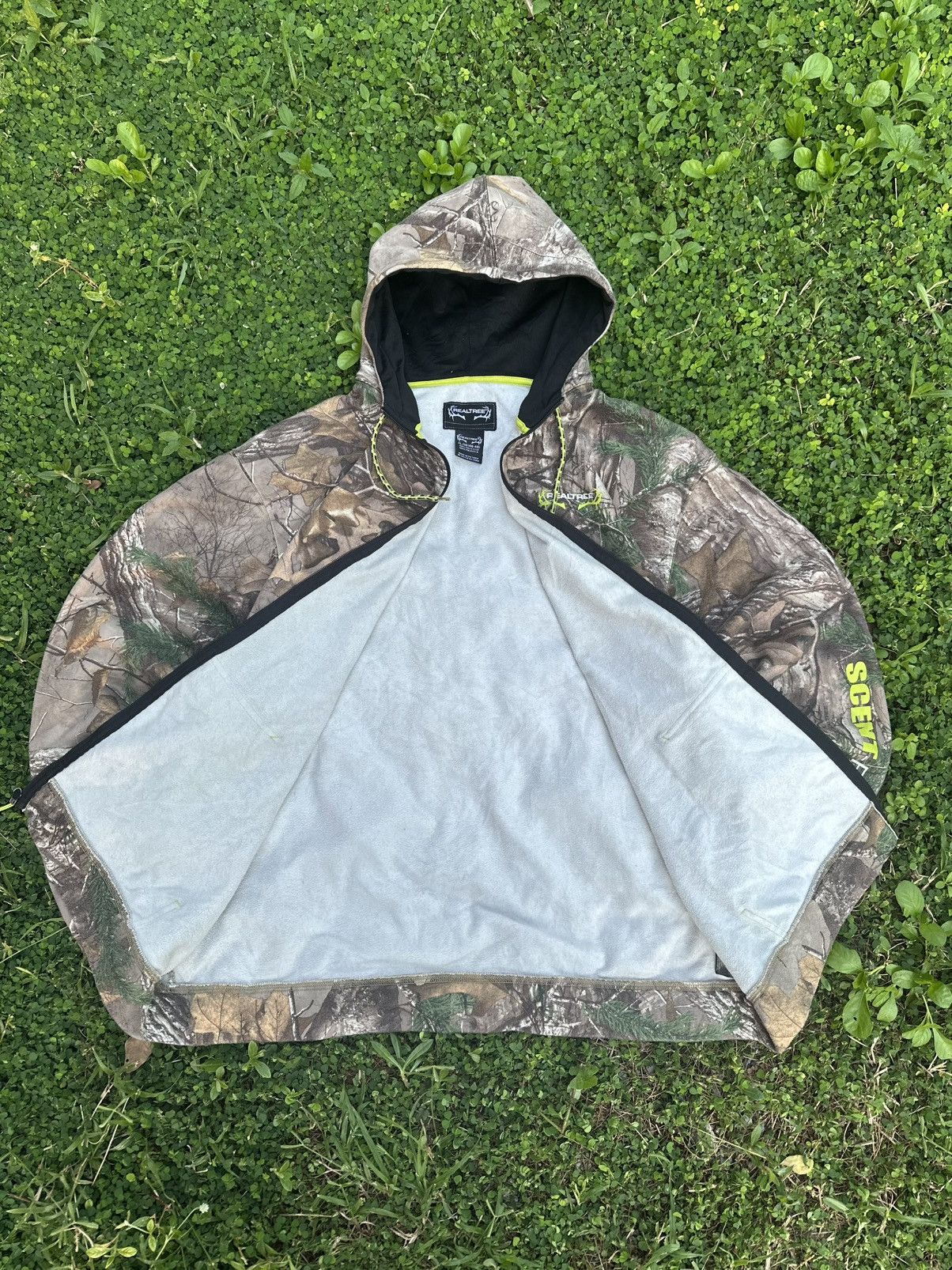 Carhartt × Vintage Vintage Y2K Realtree Camo Hooded Carhartt Style Size US XL / EU 56 / 4 - 10 Thumbnail