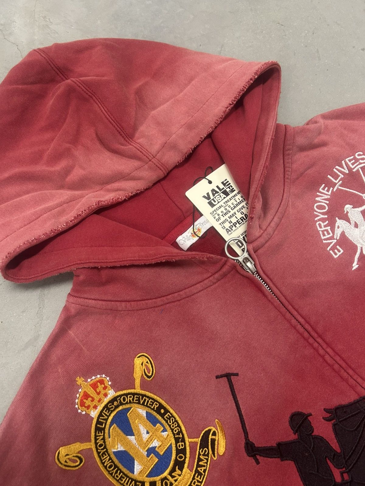 Vale Vale Forever Valley Dreams Red Rockefeller Zip Up Hoodie New Size US M / EU 48-50 / 2 - 3 Thumbnail