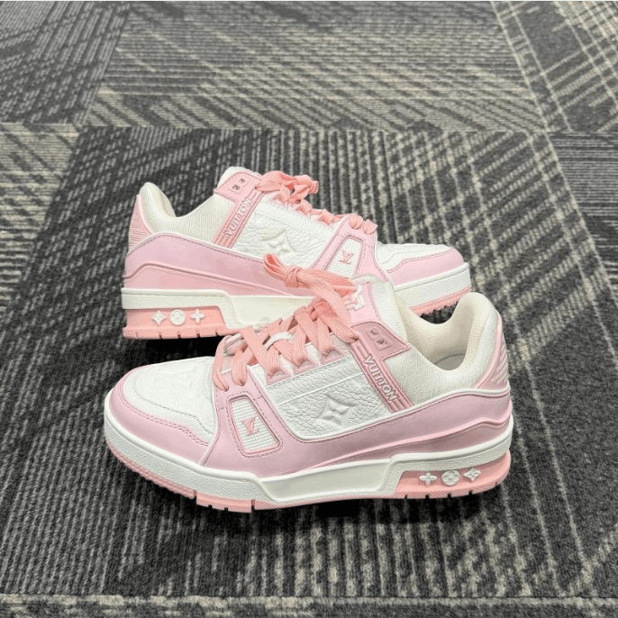 Louis Vuitton Louis Vuitton Low-Top Sneakers Size US 7.5 / IT 37.5 - 8 Thumbnail