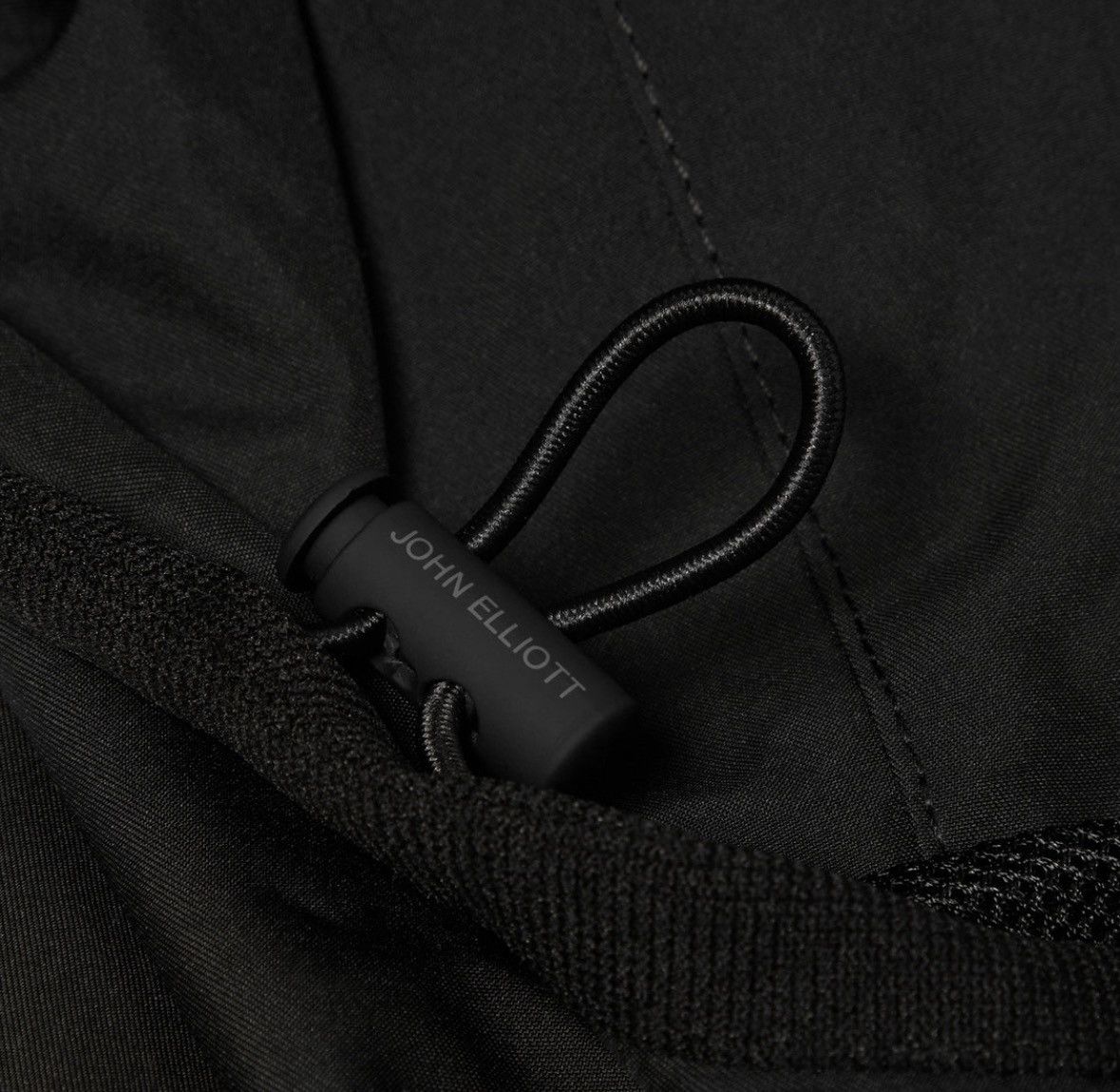 John Elliott John Elliot panelled Nylon Anorak (Black) - Size M - New Size US M / EU 48-50 / 2 - 4 Thumbnail