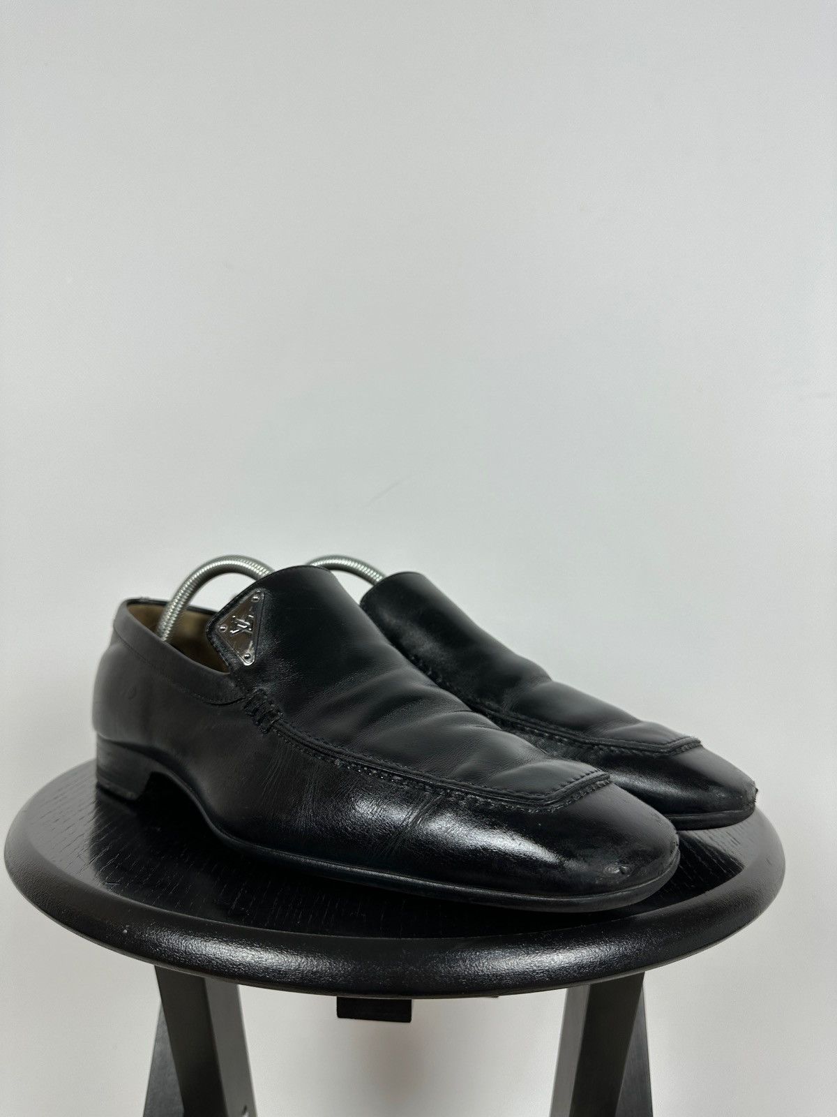 Louis Vuitton Louis Vuitton Black Leather Loafers Shoes Size US 10 / EU 43 - 8 Thumbnail