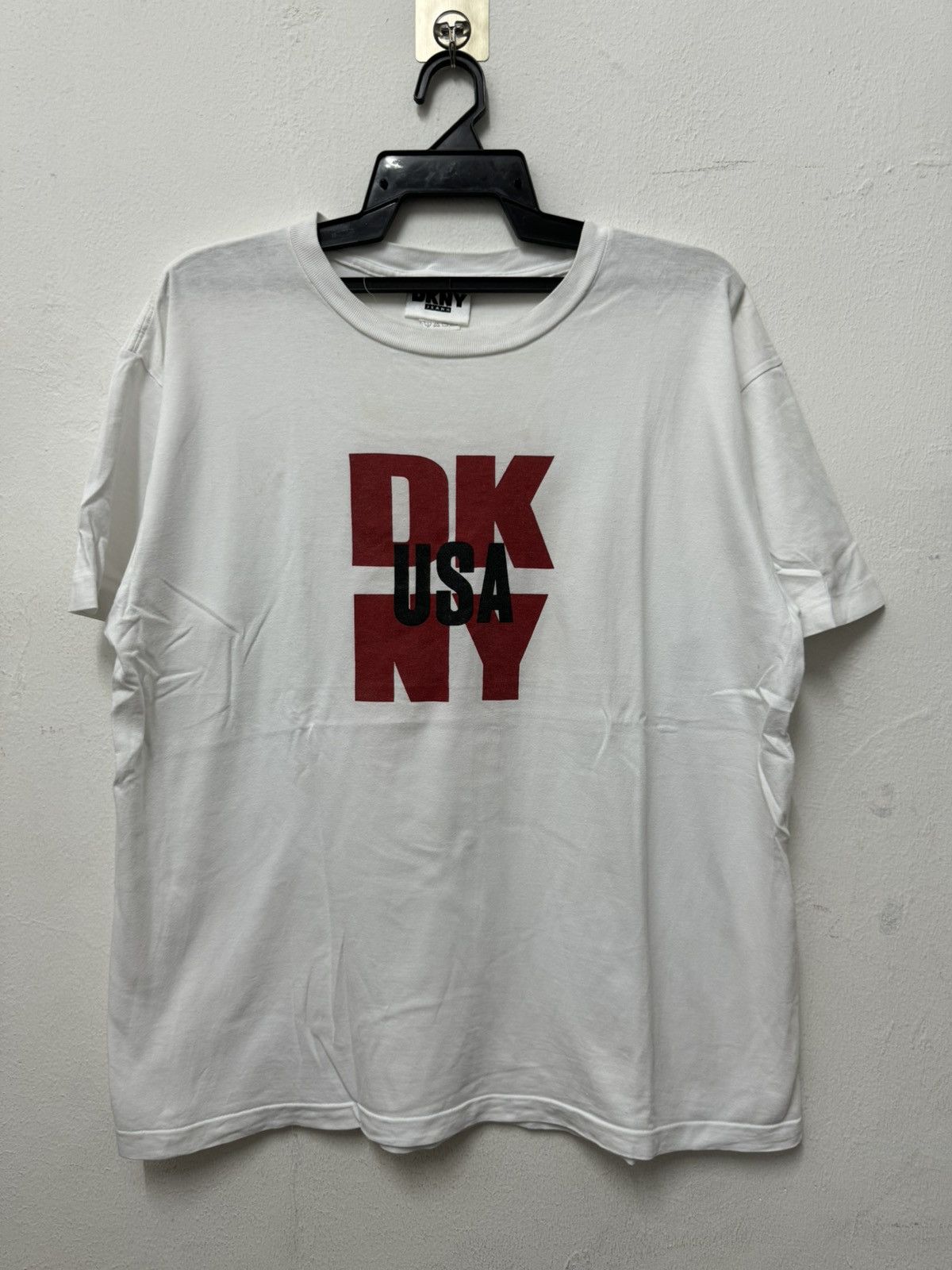 DKNY × Vintage DKNY TSHIRT Size US L / EU 52-54 / 3 - 1 Thumbnail