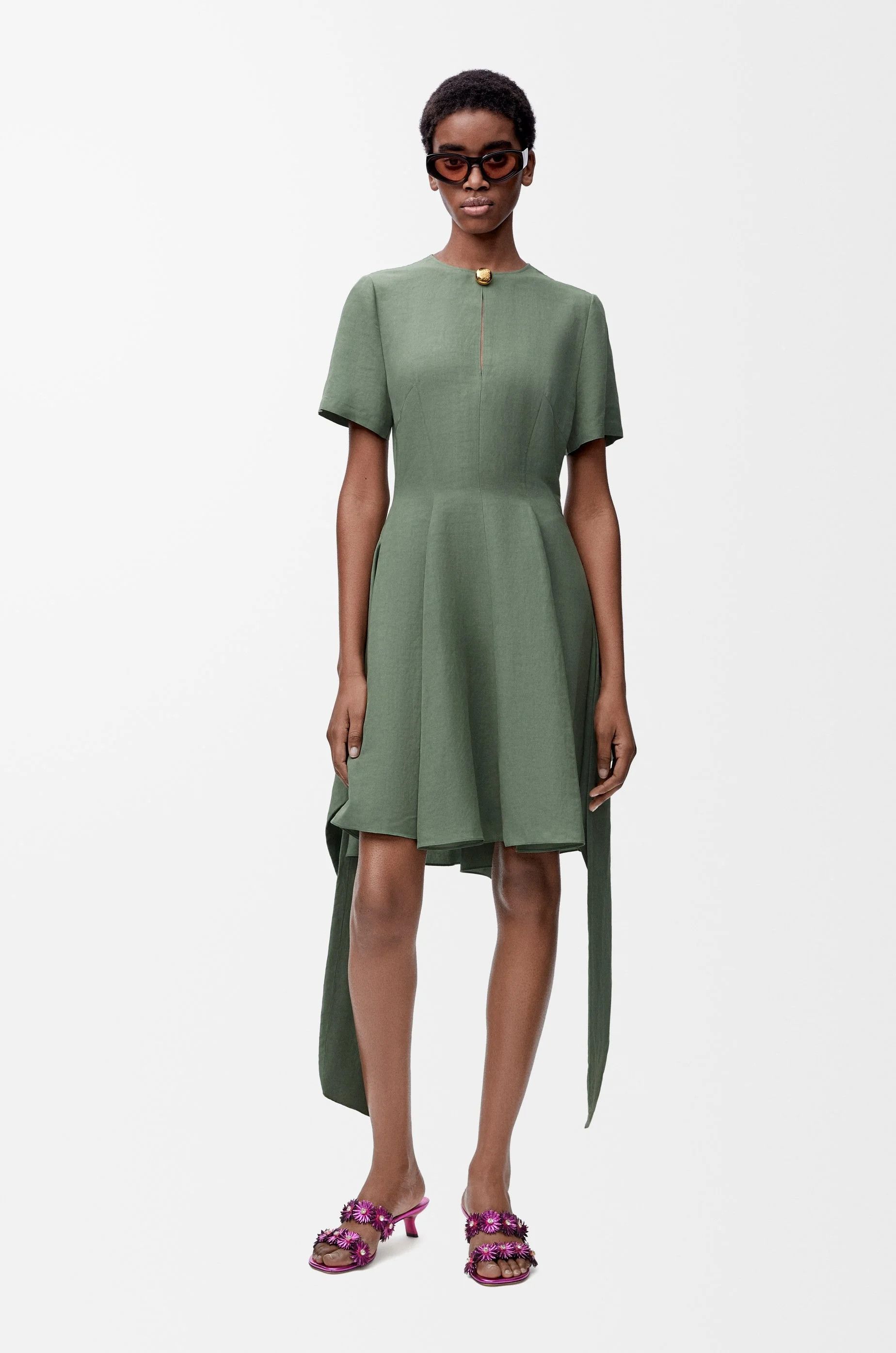 Loewe o1in1g0426 Pebble Dress in Viscose And Linen in Sage Size M / US 6-8 / IT 42-44 - 4 Thumbnail