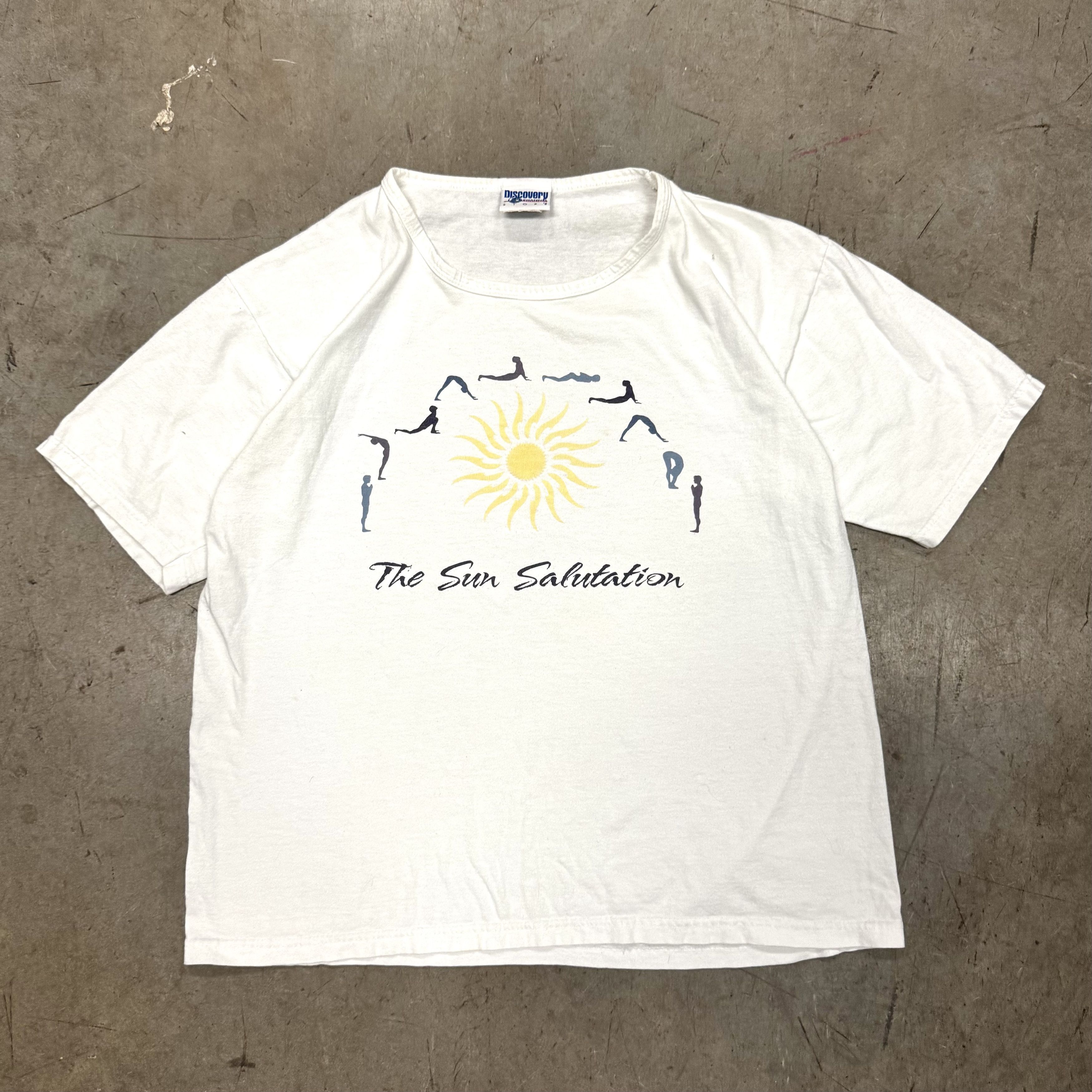 Vintage VTG 90s Discovery Channel The Sun Salutations Yoga T Shirt Size US L / EU 52-54 / 3 - 1 Thumbnail