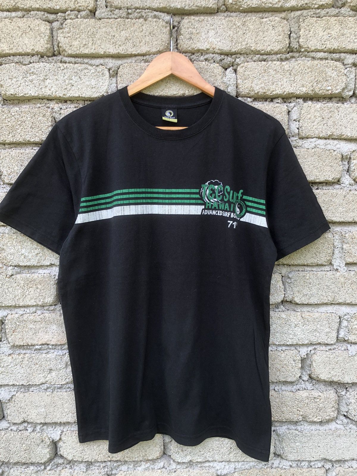 Japanese Brand Vintage Y2K T&C Surf Hawaii Crazy Backhit Tee Size US L / EU 52-54 / 3 - 7 Thumbnail