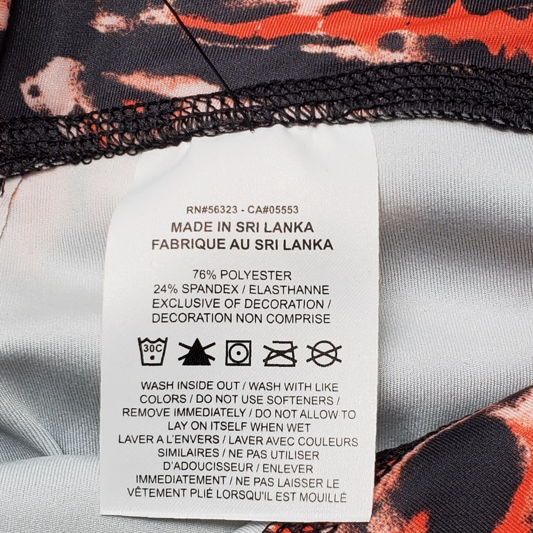 Nike Nike One Luxe Resort Mid Rise 7/8 Leggings Women's Size S Colorful Print DQ3593 Size 28" / US 6 / IT 42 - 5 Thumbnail