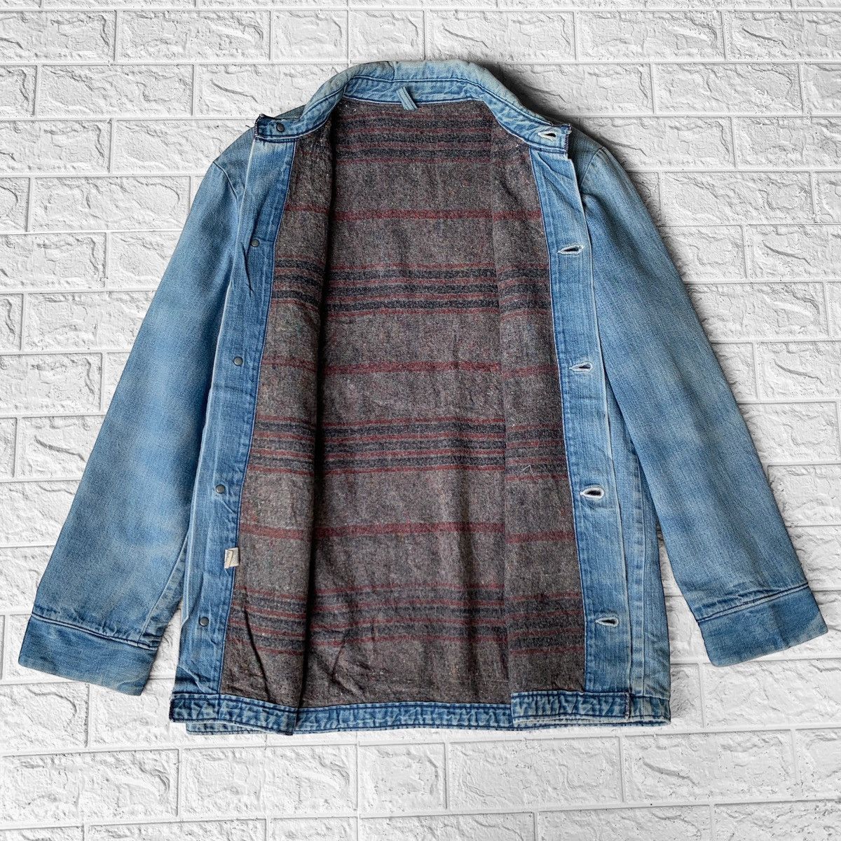 Vintage VINTAGE 1970s WRANGLER DENIM BLANKET LINED CHORE JACKET Size US L / EU 52-54 / 3 - 5 Thumbnail