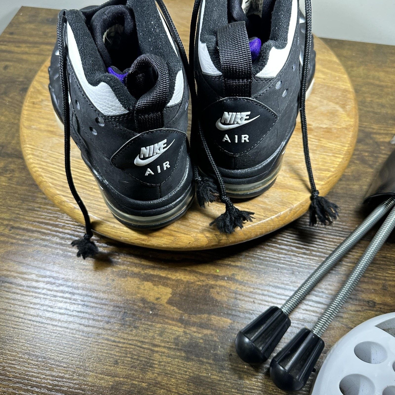 Nike Nike Air Max2 CB 94 Shoes Size 8 Charles Barkley 305440-012 Size US 8 / EU 41 - 2 Thumbnail