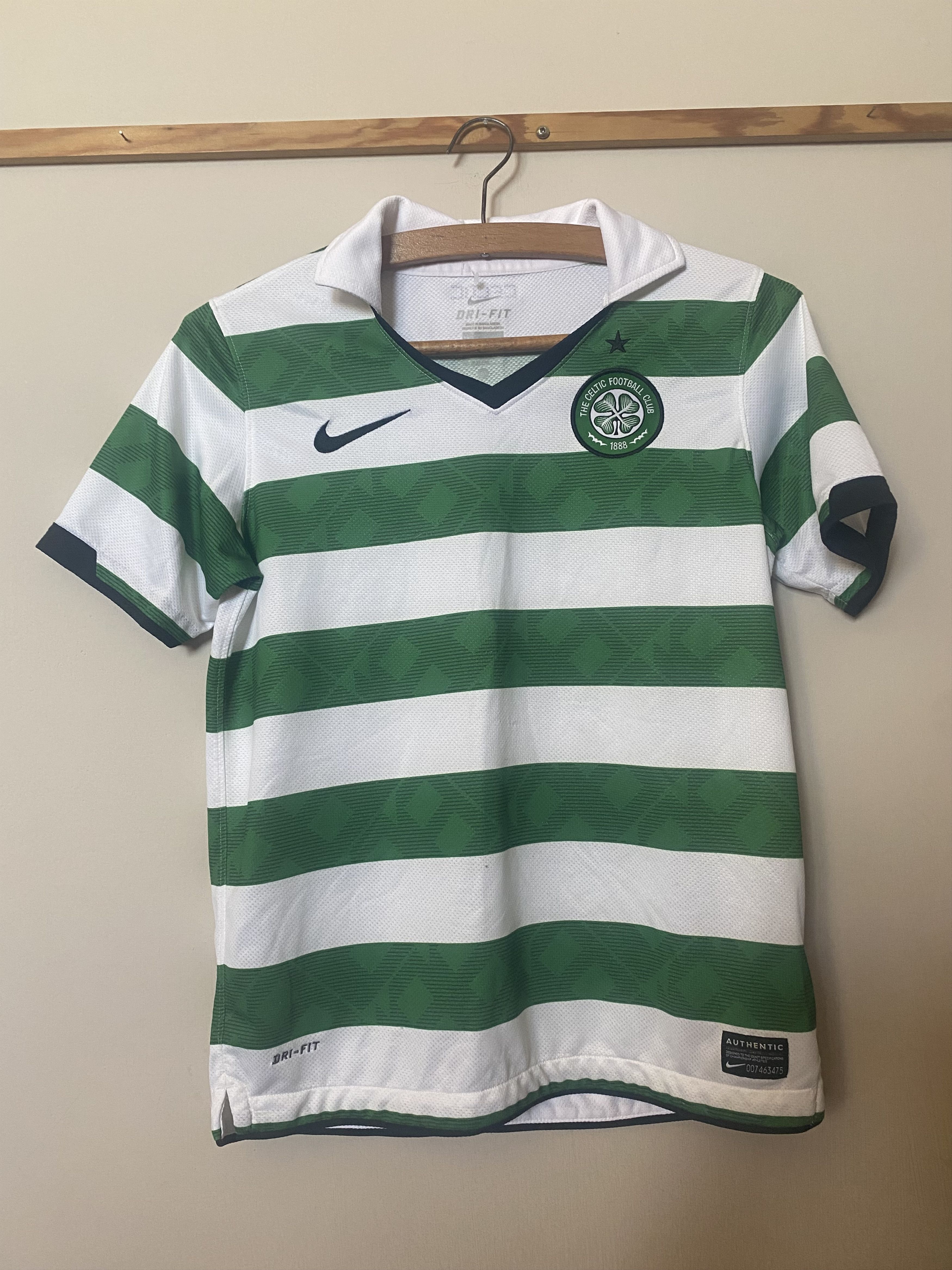 Nike CELTIC F.C. 2010 - 2012 - Nike - children's - UNIQUE Size US XXS / EU 40 - 1 Thumbnail