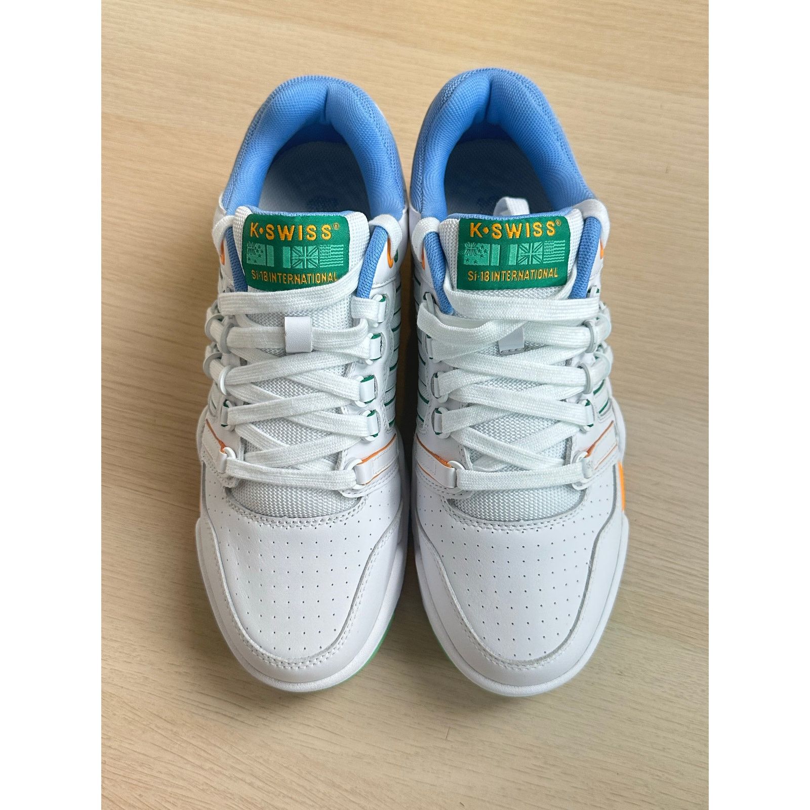 K-Swiss K-SWISS Si-18 International White Sneaker Size 9W - NEW Size US 9 / IT 39 - 2 Thumbnail