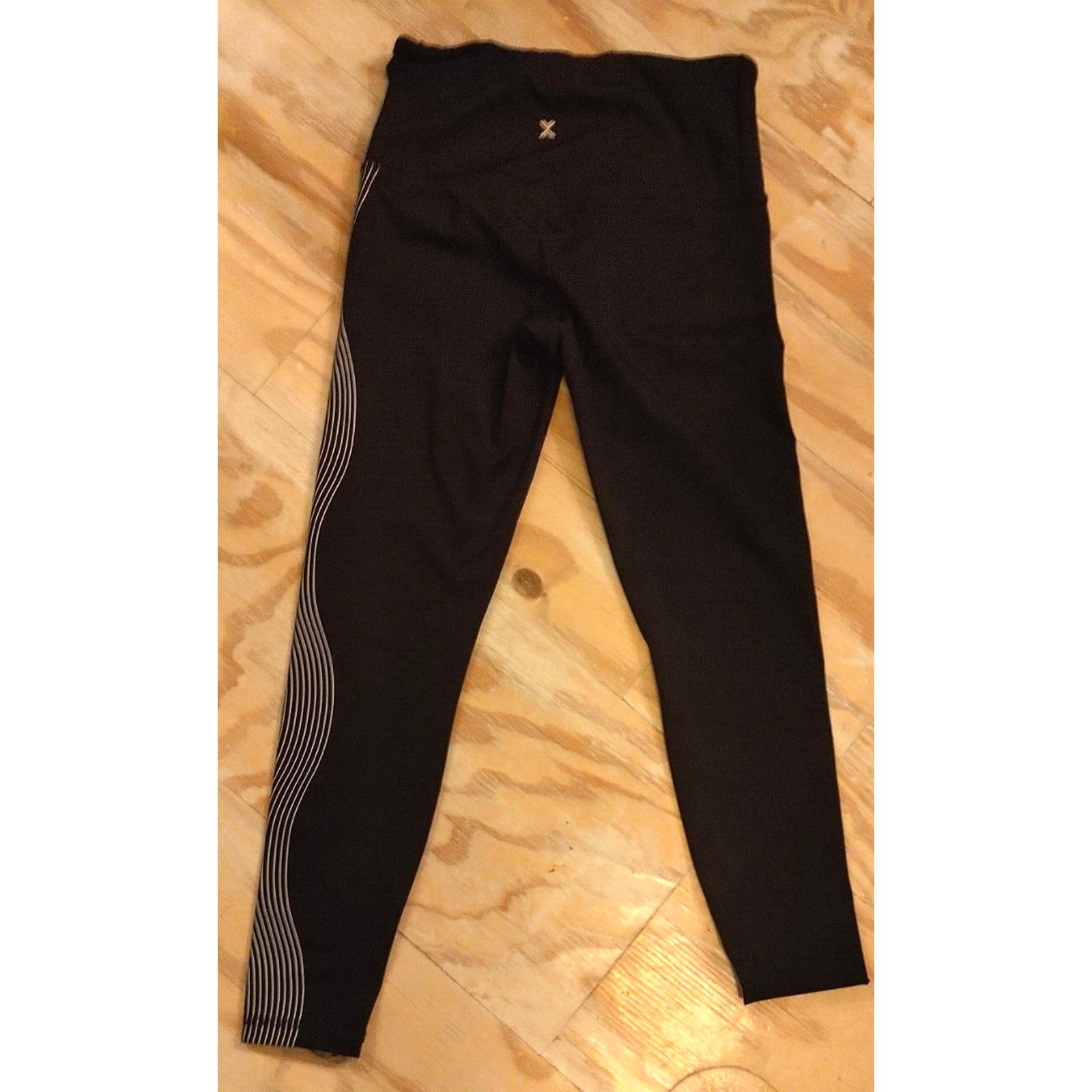 Other Xersion WM's XS Ankle Leggings Black White Stripes &Crop Top Size 25" / US 0 / IT 36 - 9 Thumbnail
