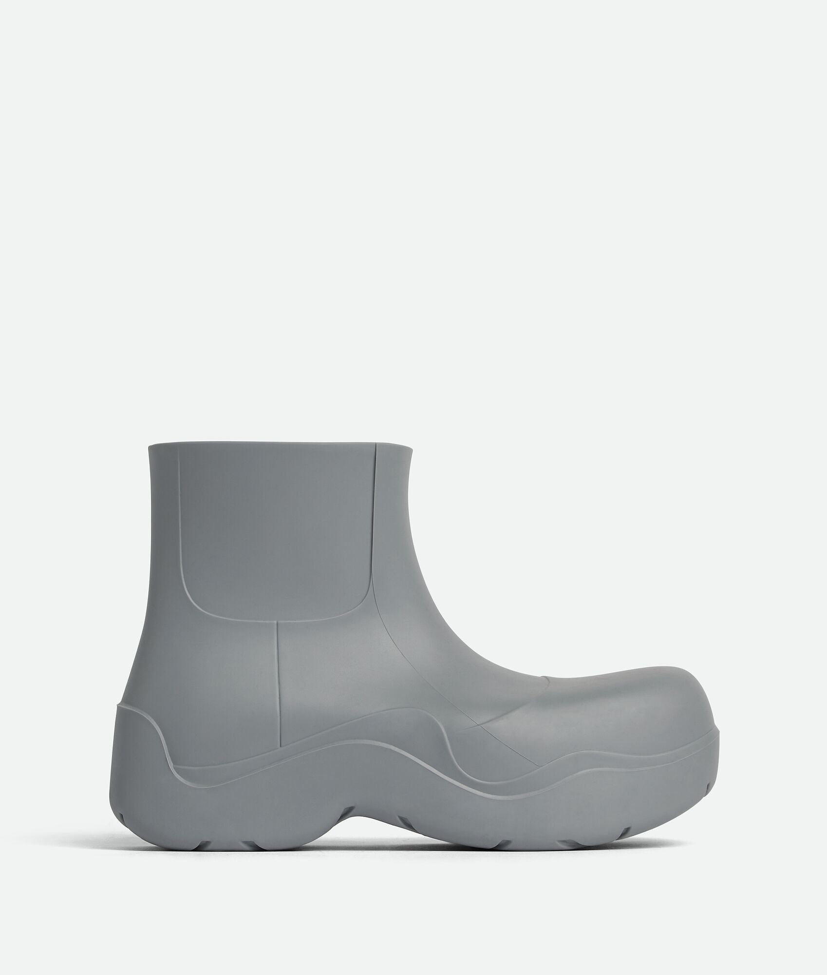 Bottega Veneta o1bcso1str0225 Puddle Ankle Boots in Grey Size US 8 / IT 38 - 1 Thumbnail