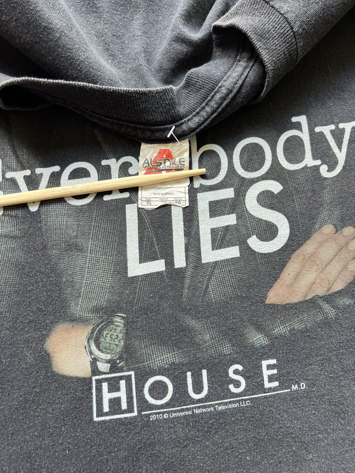 Vintage 2010 House MD TV Series Tee Shirt Promo Everybody Lies ER Size US XL / EU 56 / 4 - 4 Thumbnail