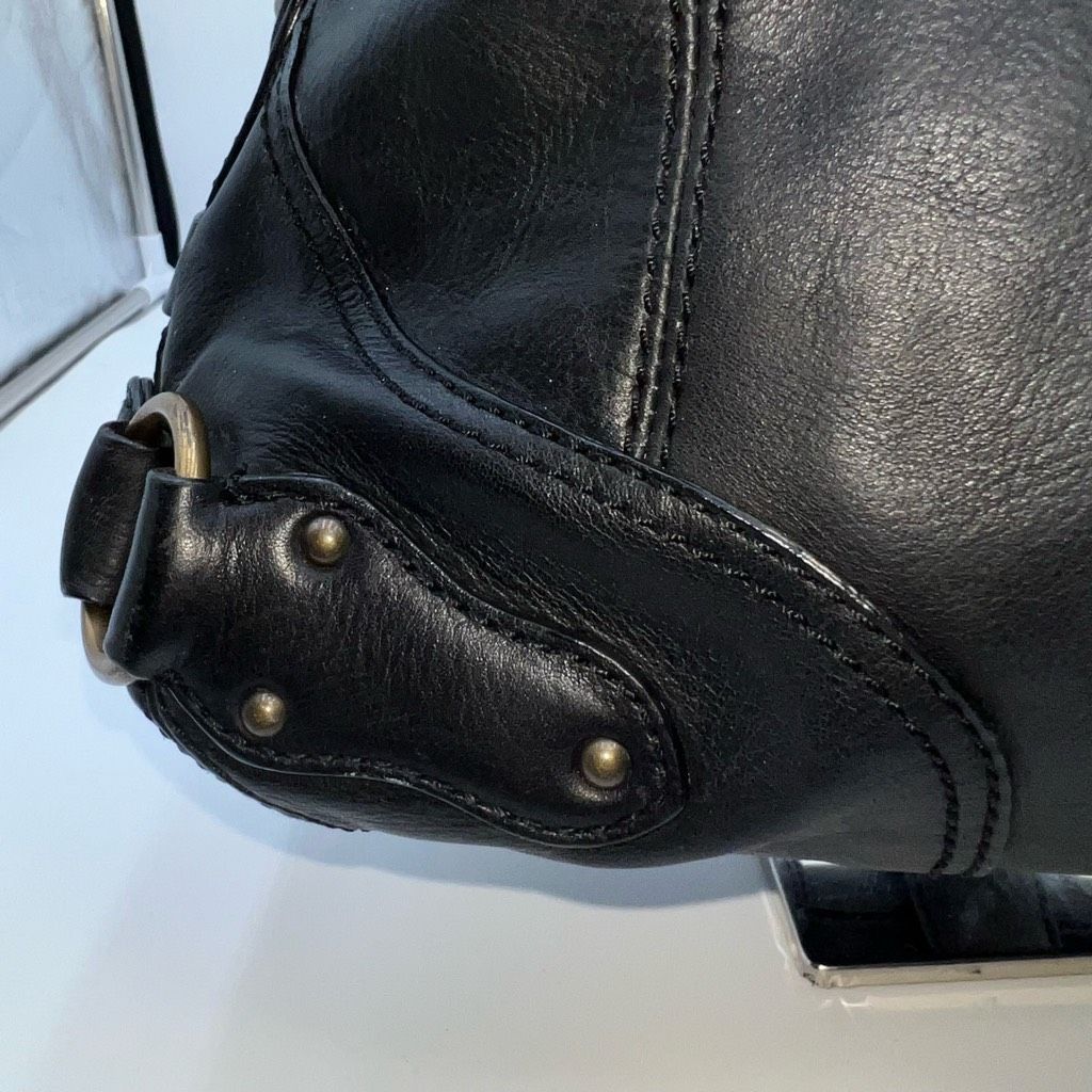 Michael Kors MICHAEL KORS Black Soft Genuine Pebble Leather Handbag with Dust Bag Size ONE SIZE - 4 Thumbnail