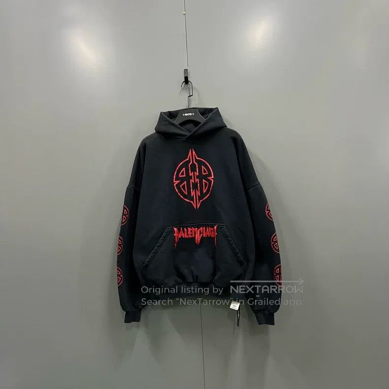 Balenciaga Balenciaga Vintage BB Printed Qilin Arm Hoodie Size US M / EU 48-50 / 2 - 1 Thumbnail
