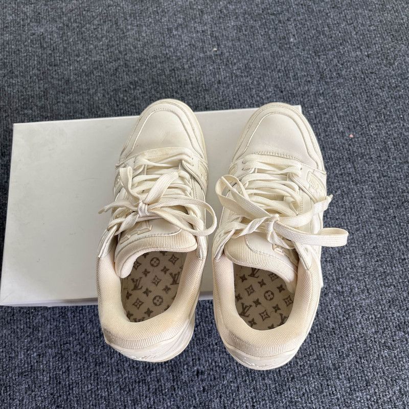 Louis Vuitton Louis Vuitton Trainer Sneakers in White -2508 Size US 6.5 / EU 39-40 - 5 Thumbnail
