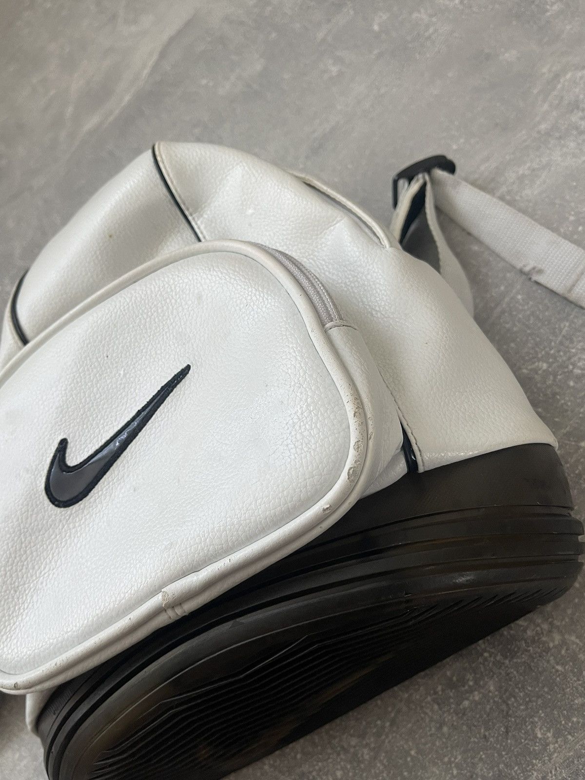 Nike Nike Leather Bag Bagpack VINTAGE ❗️❗️❗️ Size ONE SIZE - 7 Thumbnail