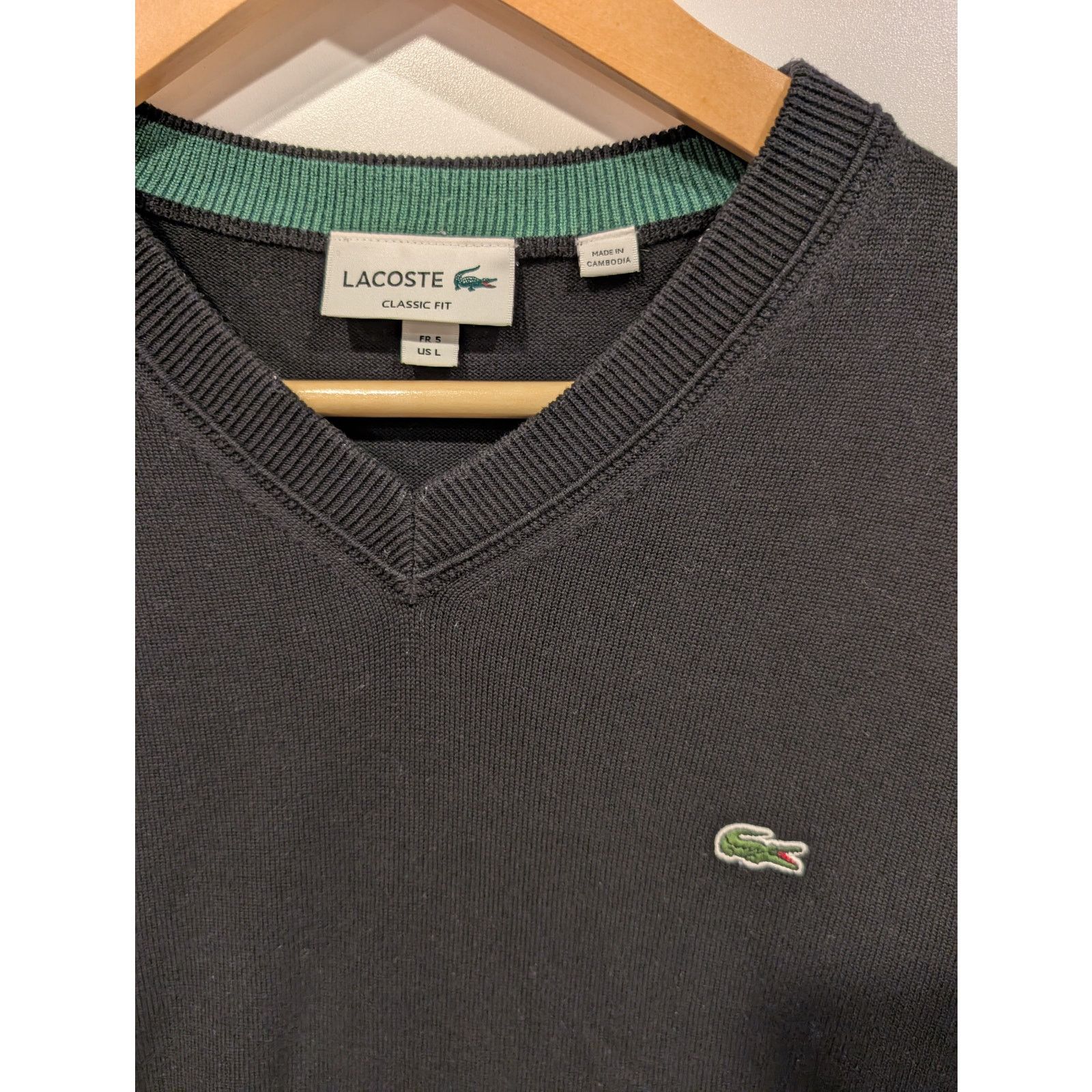 Lacoste Lacoste Long Sleeve Classic Fit V-Neck Sweater Black Size US L / EU 52-54 / 3 - 2 Thumbnail