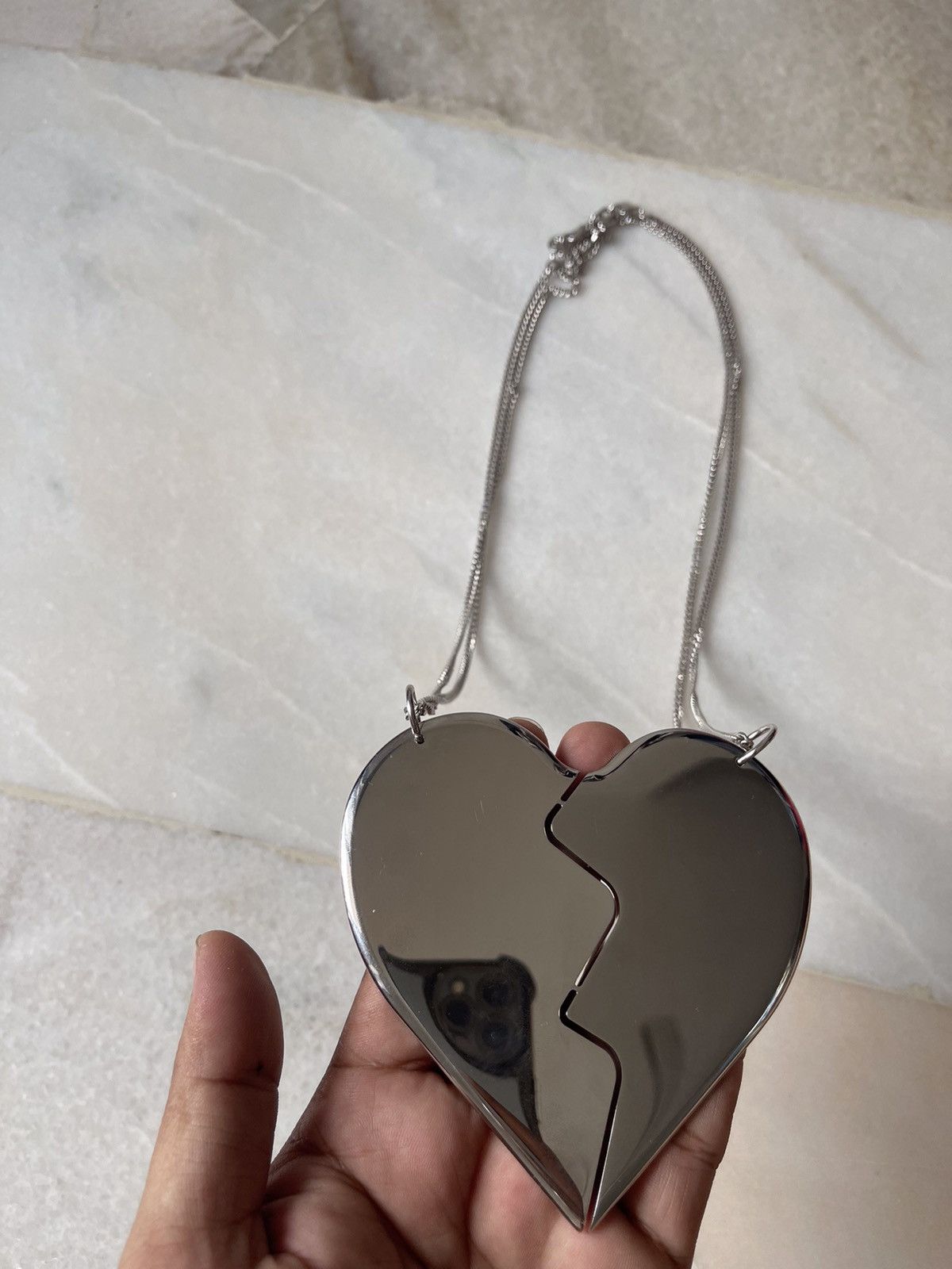 Maison Margiela Maison Margiela Oversized Broken Heart Necklace Size ONE SIZE - 14 Thumbnail