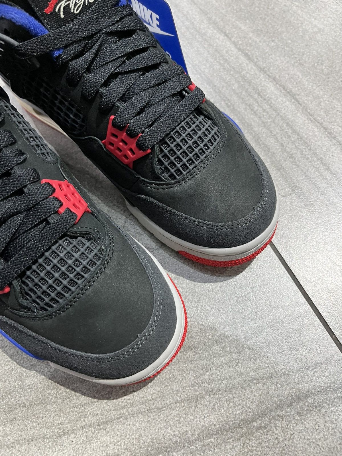 Jordan Brand × Nike Air Jordan 4 Rare Air Size US 7 / EU 40 - 10 Thumbnail