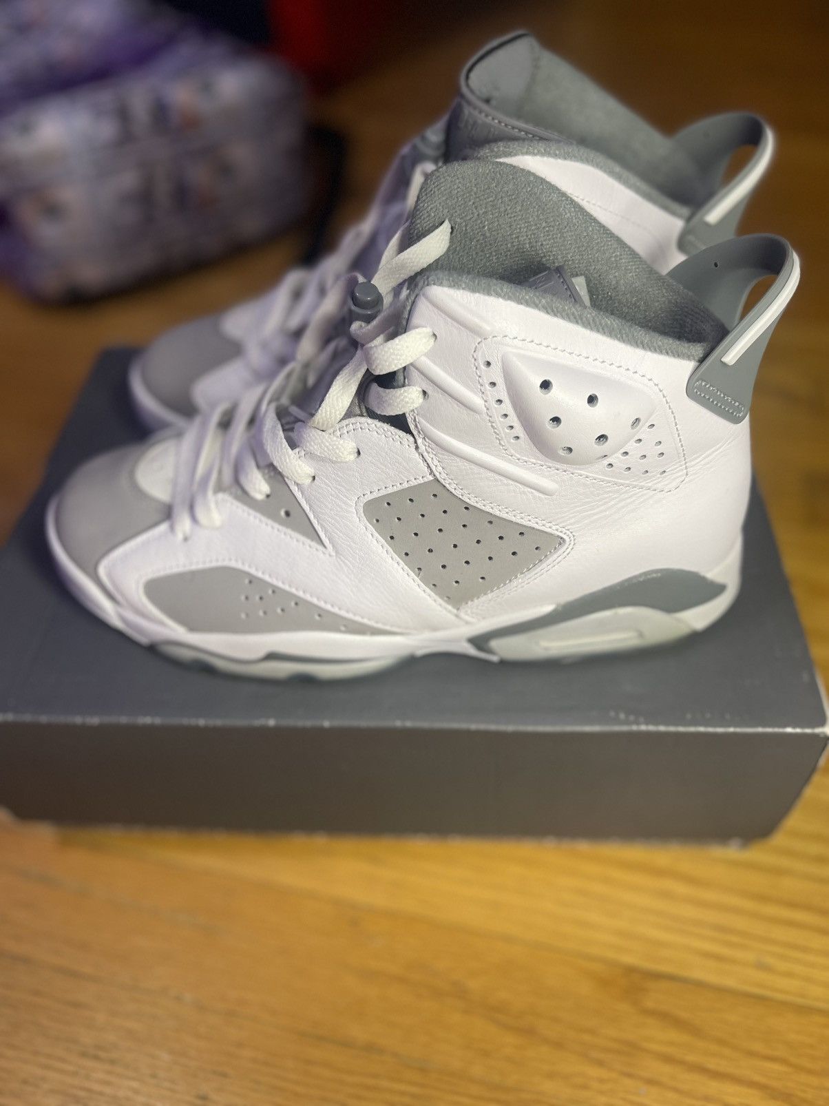 Jordan Brand Authentic Nike Air Jordan 6 Retro “Cool Grey” in size 9 Size US 9 / EU 42 - 2 Thumbnail