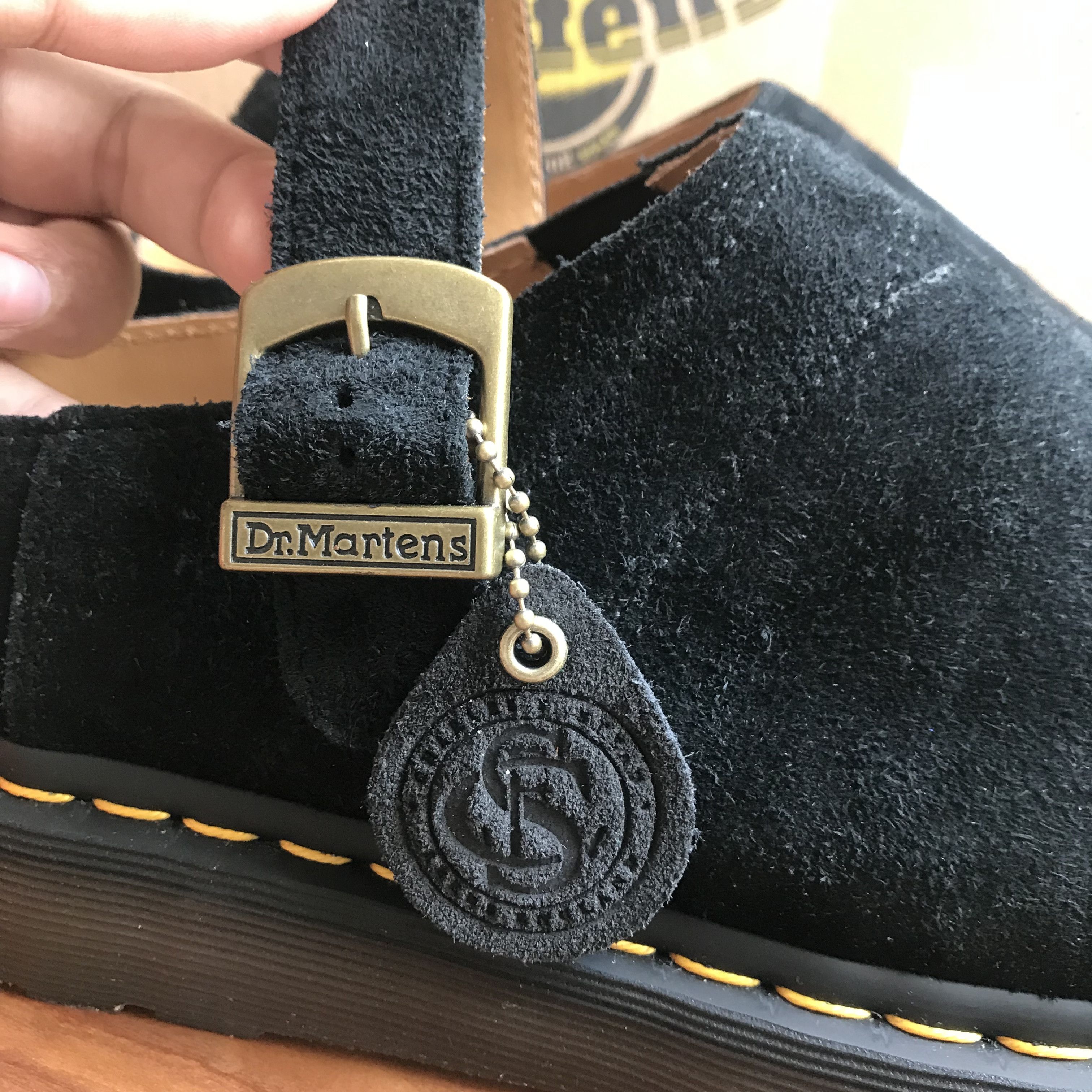 Dr. Martens Dr Martens Isham Dessert Oasis Suede Yellow Stitch Shoe Size US 9 / EU 42 - 5 Thumbnail