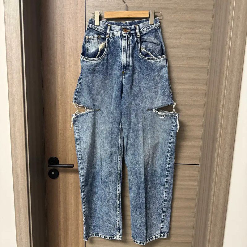 Maison Margiela Maison Margiela Blue Denim Jeans for Women 0089 Size 28" / US 6 / IT 42 - 1 Thumbnail