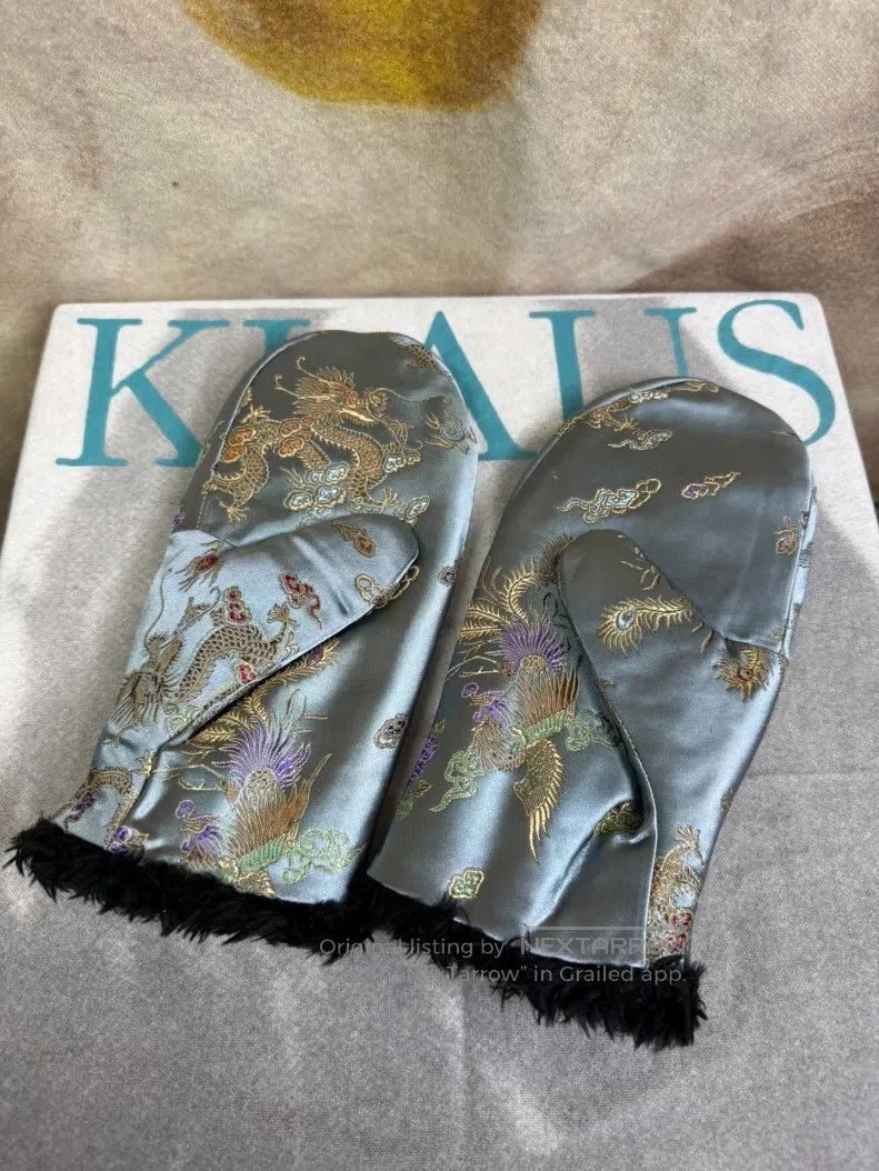 Undercover Undercover Palace Dragon and Phoenix Embroidered Gloves Size ONE SIZE - 4 Thumbnail