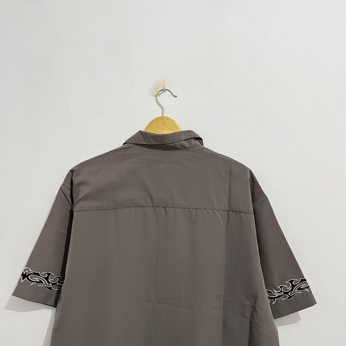 Other No Boundaries Y2K Tribal Flame Brown Shirt Size US L / EU 52-54 / 3 - 8 Thumbnail