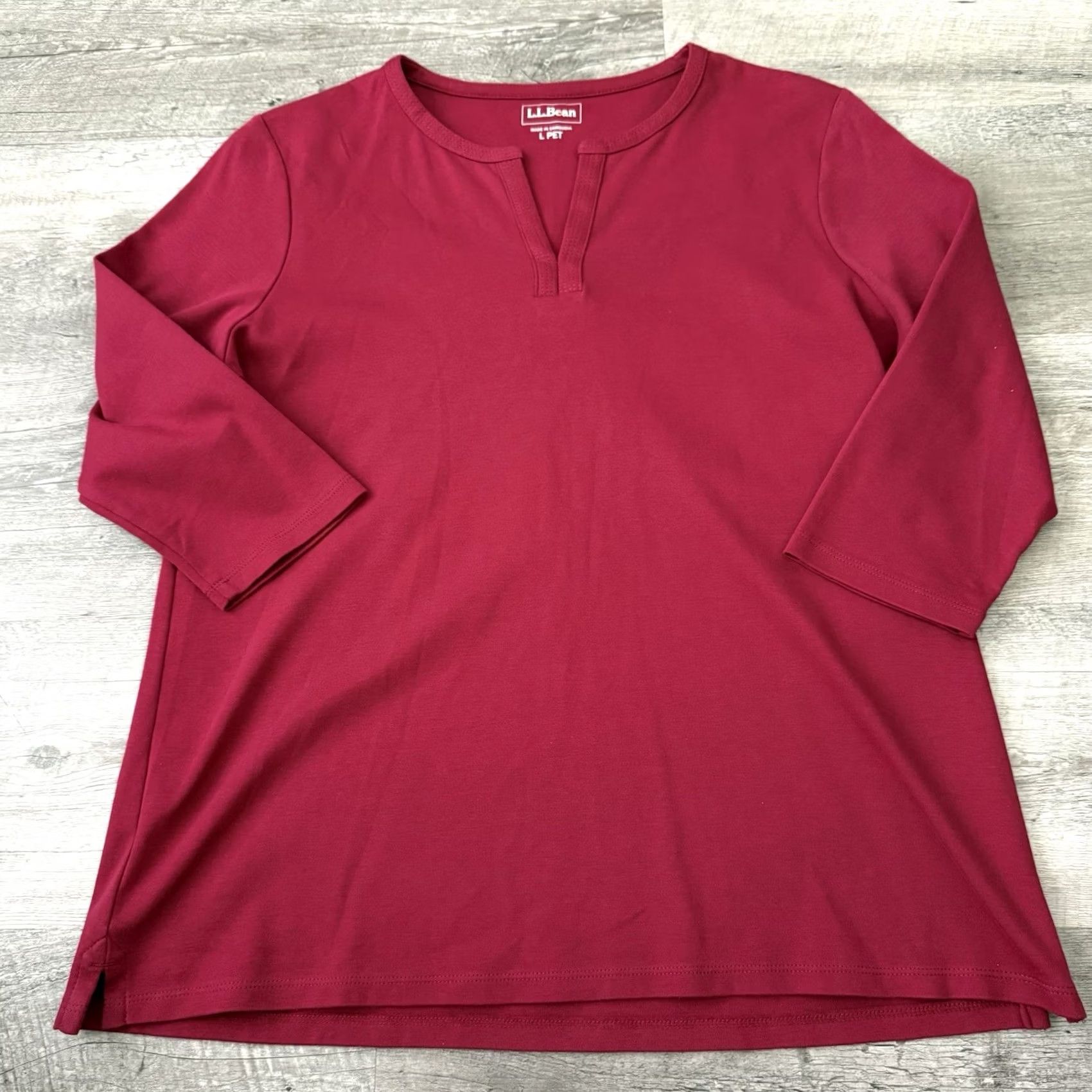 Vintage LL Bean Split V-Neck 3/4 Sleeve Tee Womens Large Petite 100% Cotton Red V-Neck Pullover Shirt Size L / US 10 / IT 46 - 3 Thumbnail