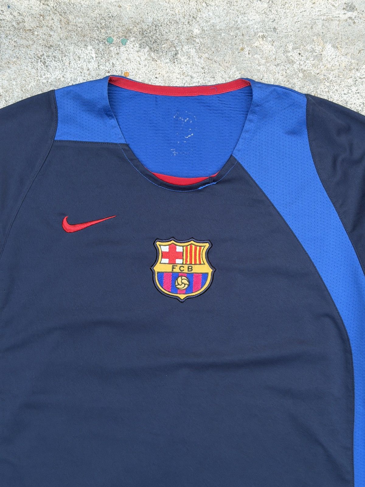 Nike Vintage Barcelona 2004-05 Nike Total 90 Training Jersey Size US M / EU 48-50 / 2 - 3 Thumbnail