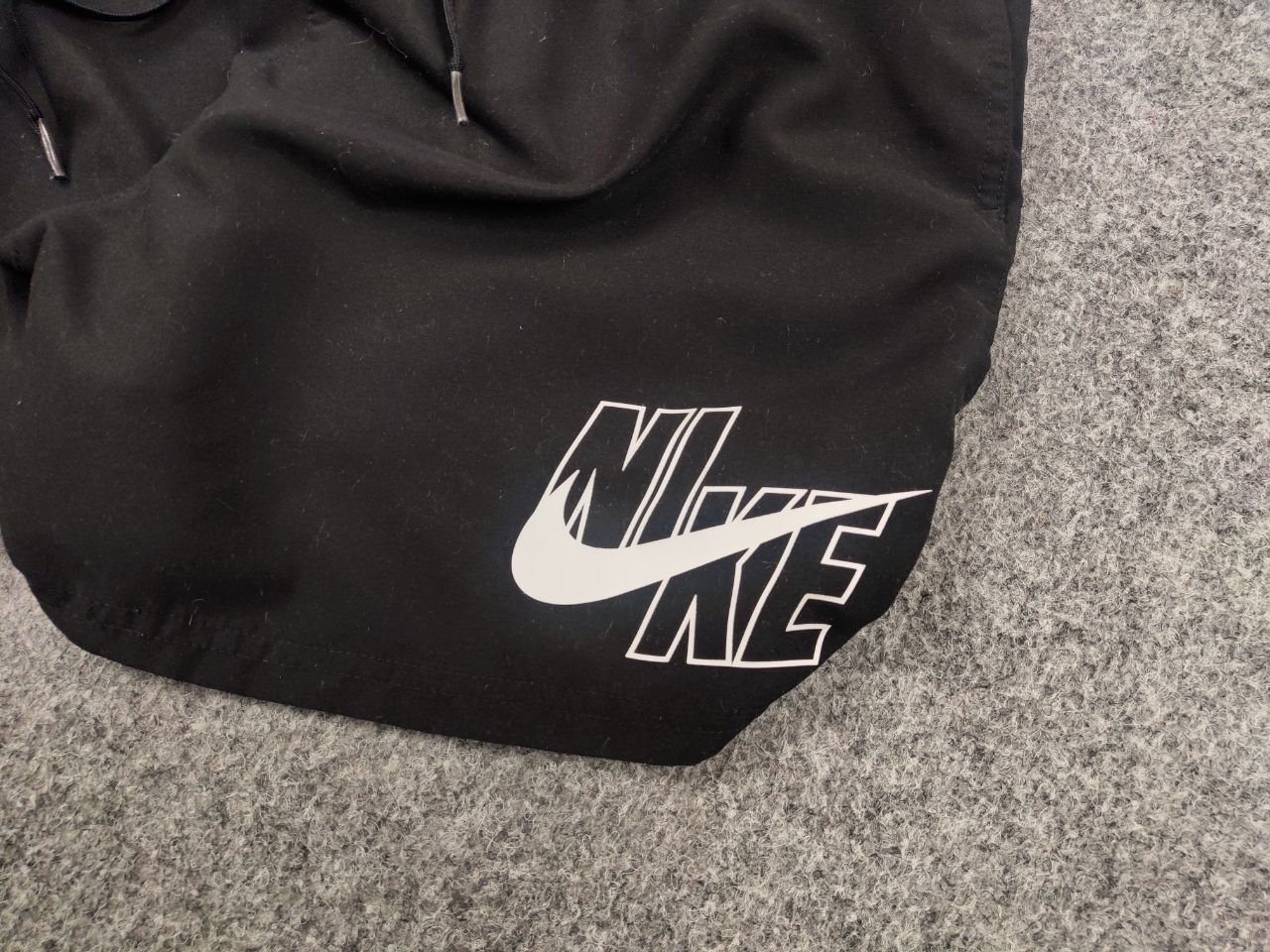 Nike Vintage Nike Black logo Casual Shorts Y2K Style Size US 32 / EU 48 - 4 Thumbnail
