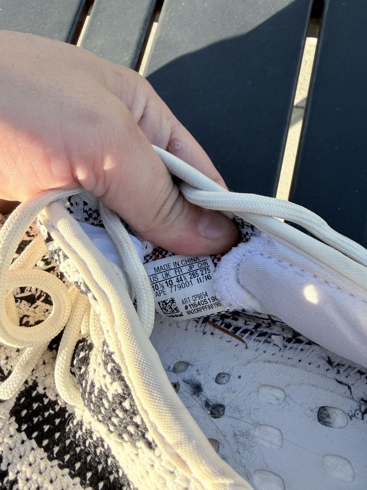 Adidas × Kanye West Adidas Yeezy Boost 350 V2 Zebra Size US 10 / EU 43 - 12 Thumbnail