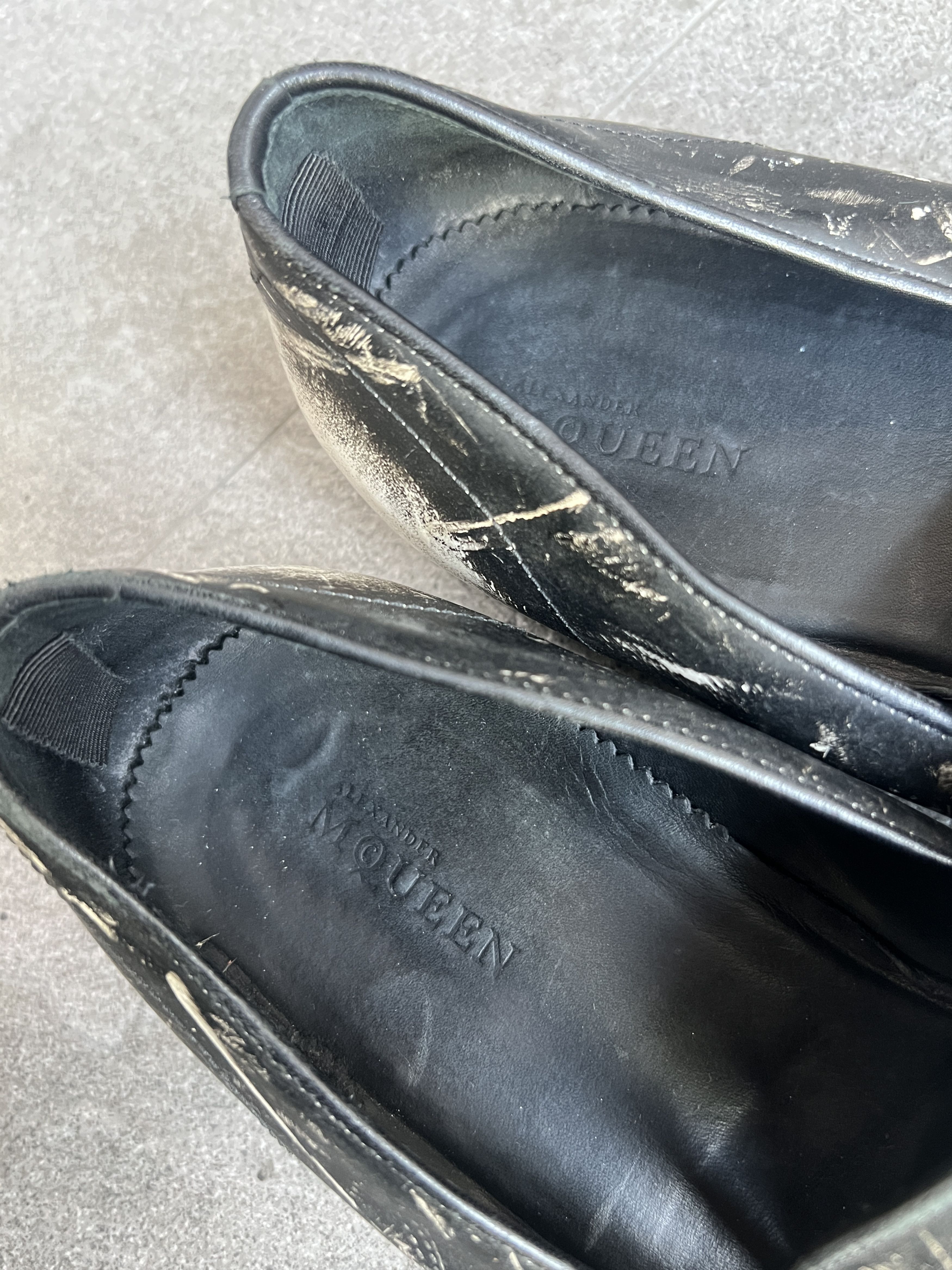 Alexander McQueen Alexander McQueen Skull Distressed Loafers EU42 Size US 9 / EU 42 - 10 Thumbnail