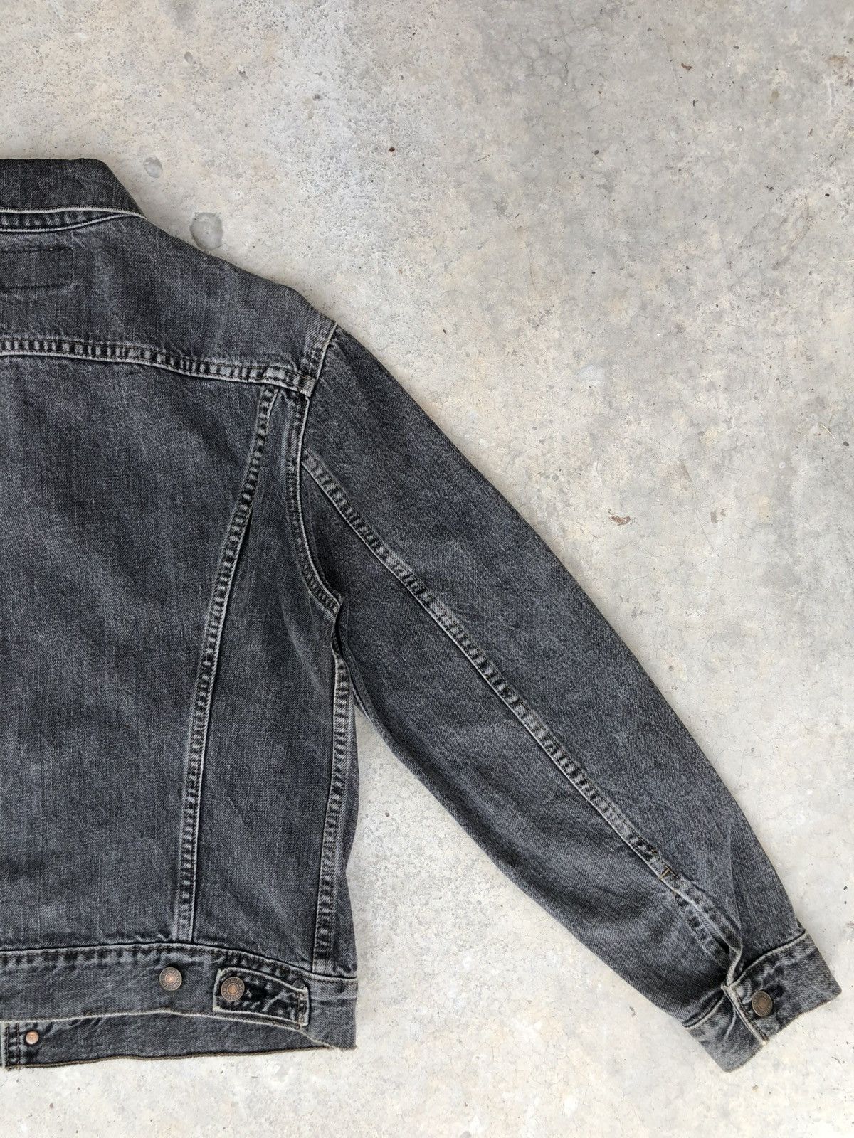Levi's Vintage 90s Levis Denim Jacket Distressed Denim Size US M / EU 48-50 / 2 - 14 Thumbnail