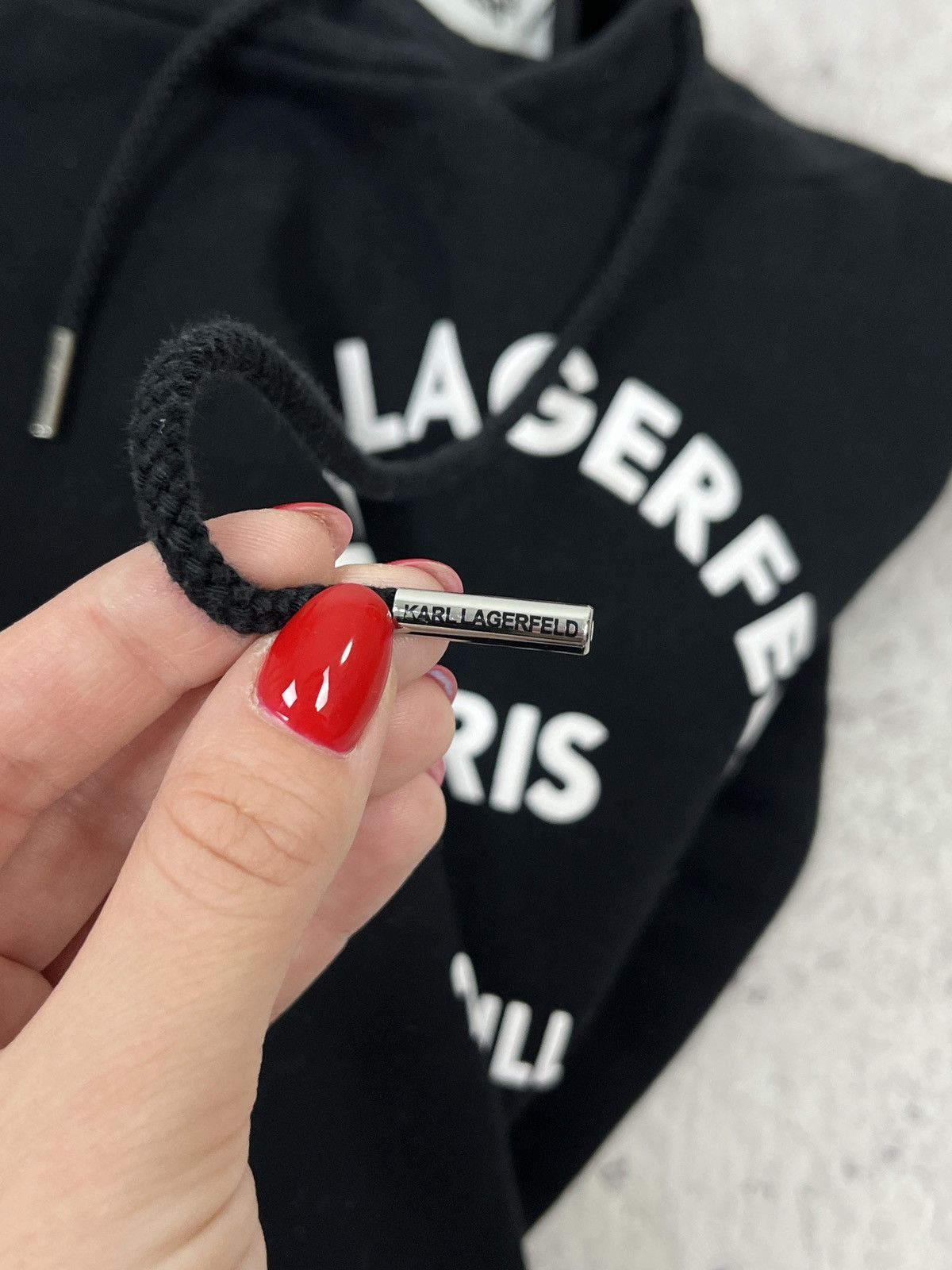 Karl Lagerfeld Women’s Karl Lagerfeld Big Central Logo Black Hoodie Size XS / US 0-2 / IT 36-38 - 9 Thumbnail