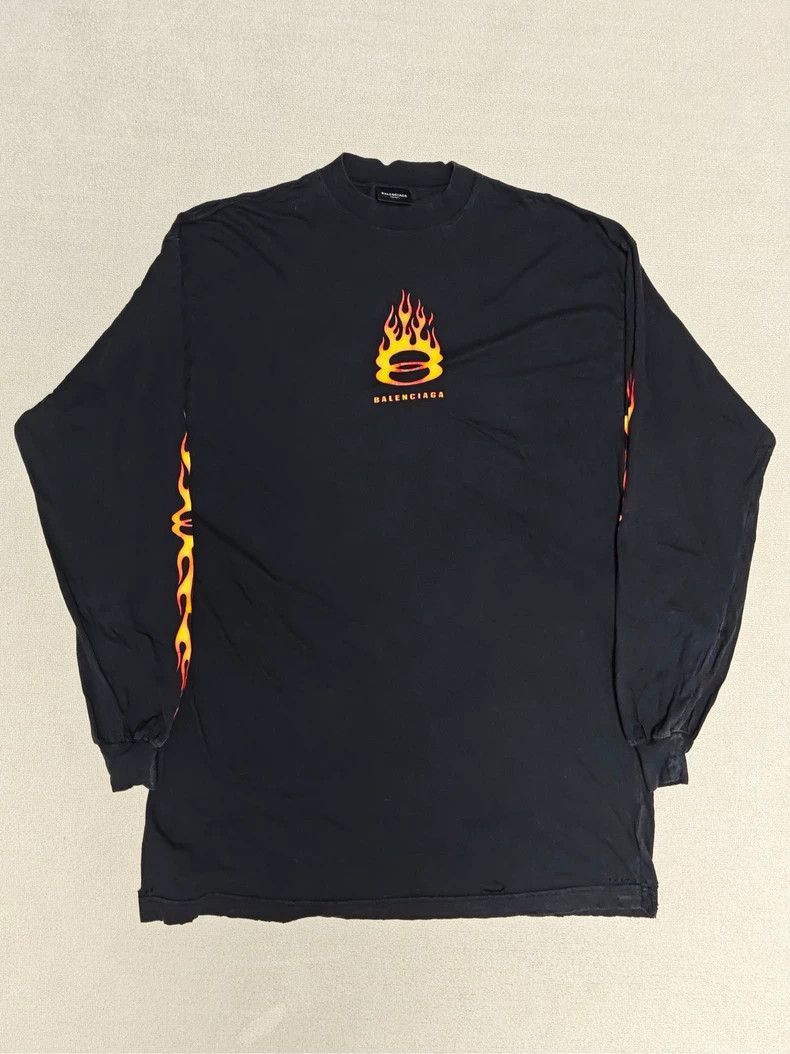 Balenciaga Balenciaga Balenciaga Long Sleeve Fire Graphic T-Shirt-250 Size US M / EU 48-50 / 2 - 1 Thumbnail