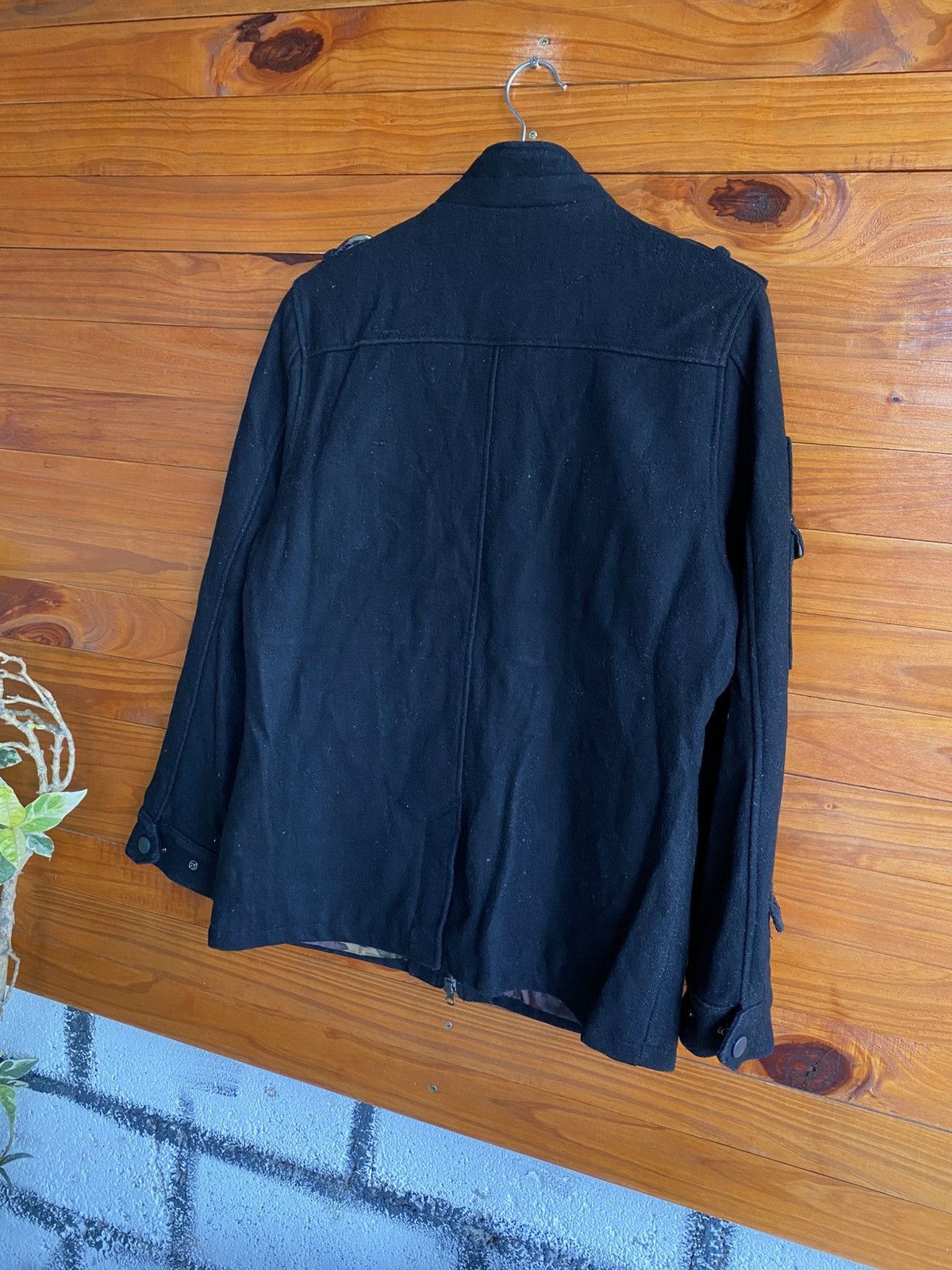 Japanese Brand Vintage Military-Style Black Wool Jacket with Camo Lining Size US M / EU 48-50 / 2 - 18 Thumbnail