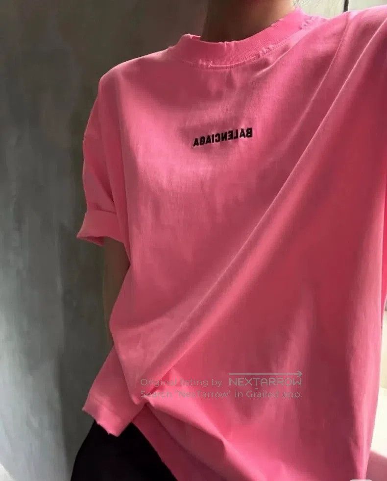 Balenciaga Balenciaga Pink Short Sleeve T-Shirt Size US L / EU 52-54 / 3 - 7 Thumbnail